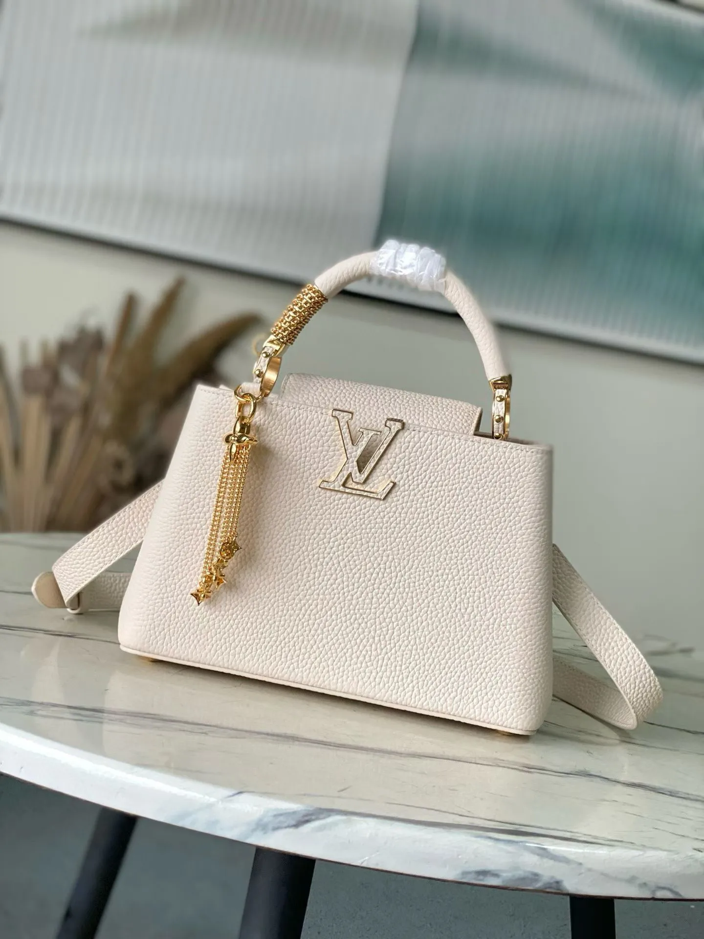 Louis Vuitton Bag — bd3aea48