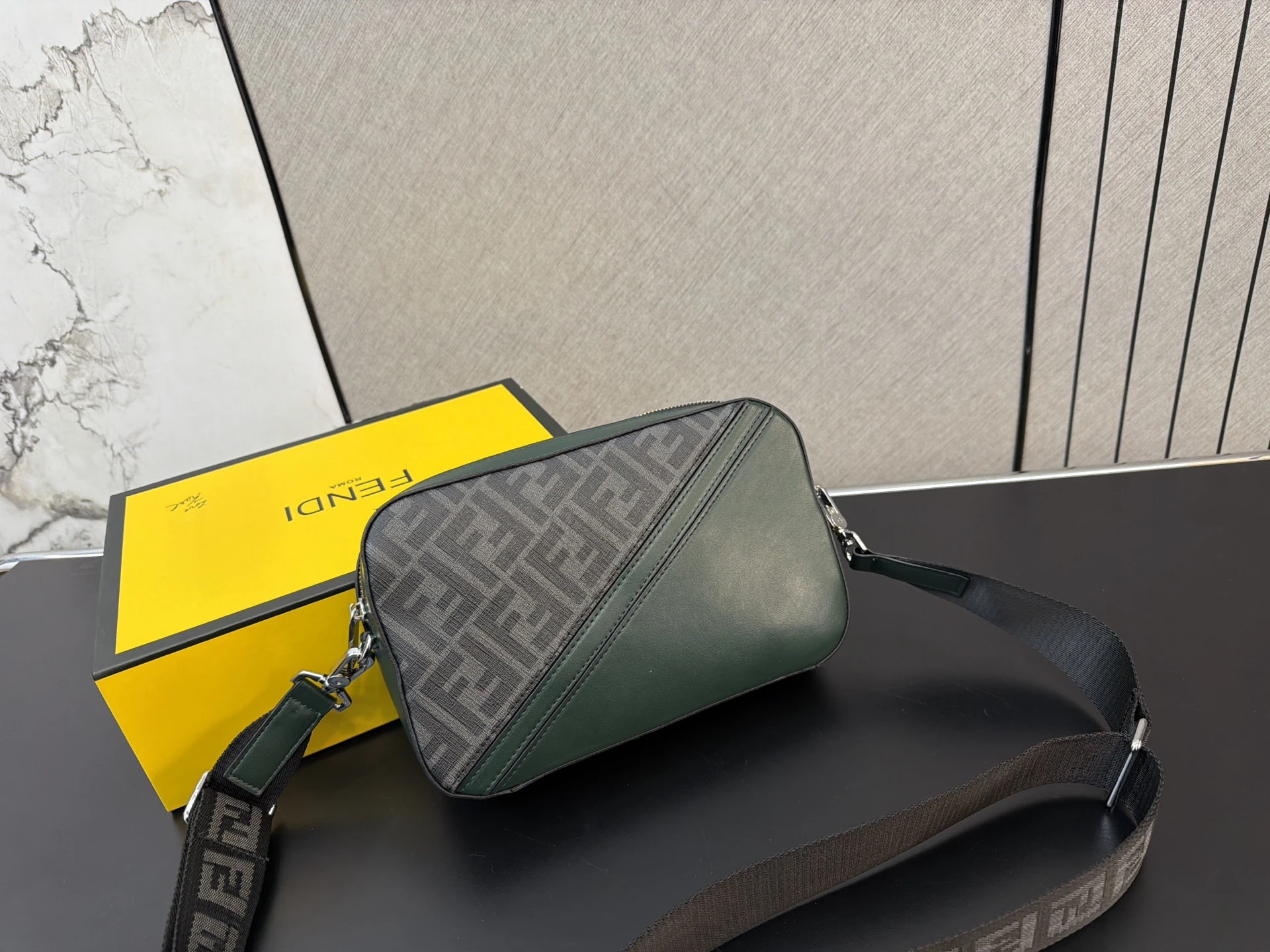 Fendi Bag — b5d4aacd