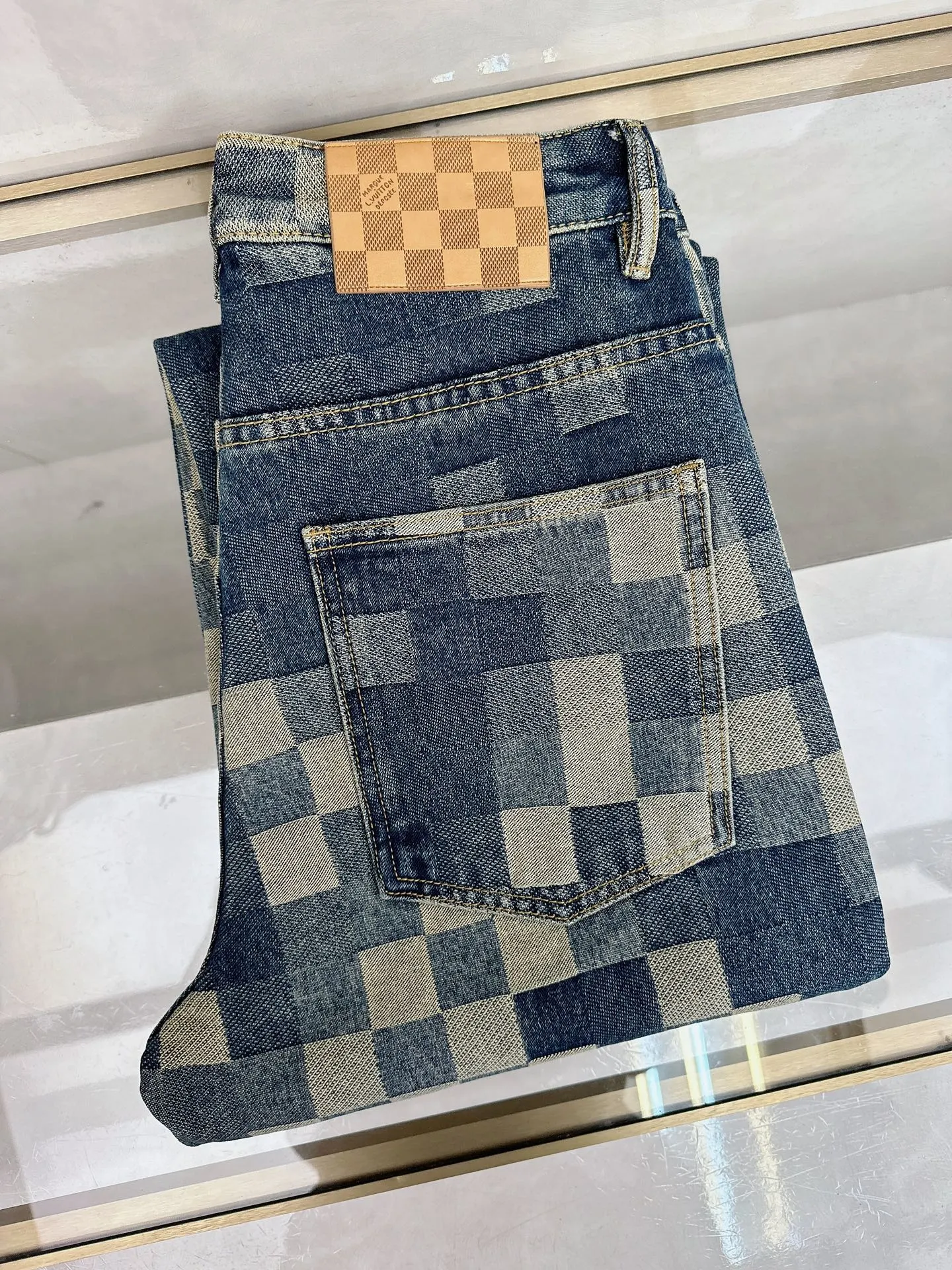 Louis Vuitton Jeans — 4ca47c8d