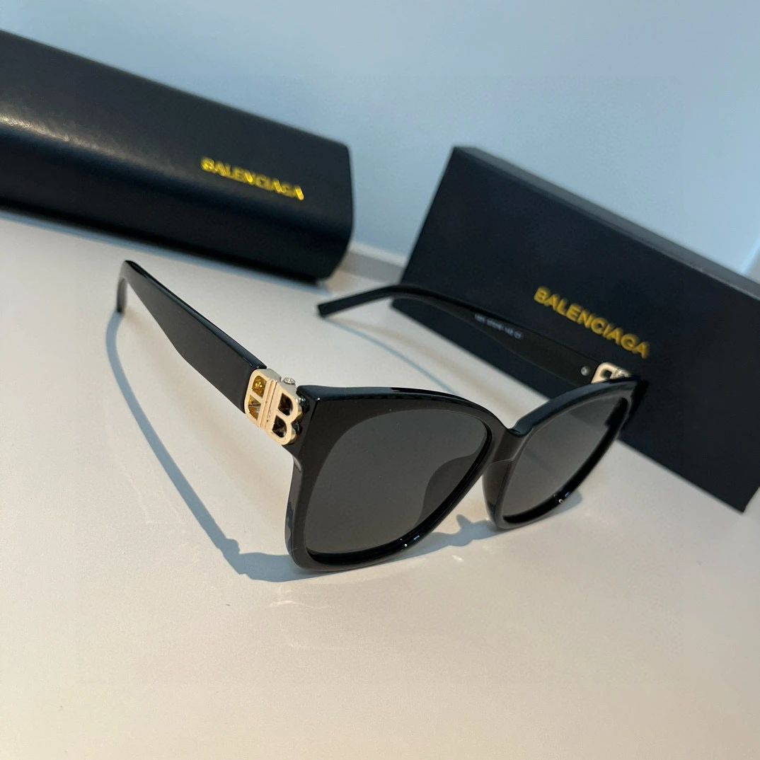 Balenciaga Eyewear — 62076f62