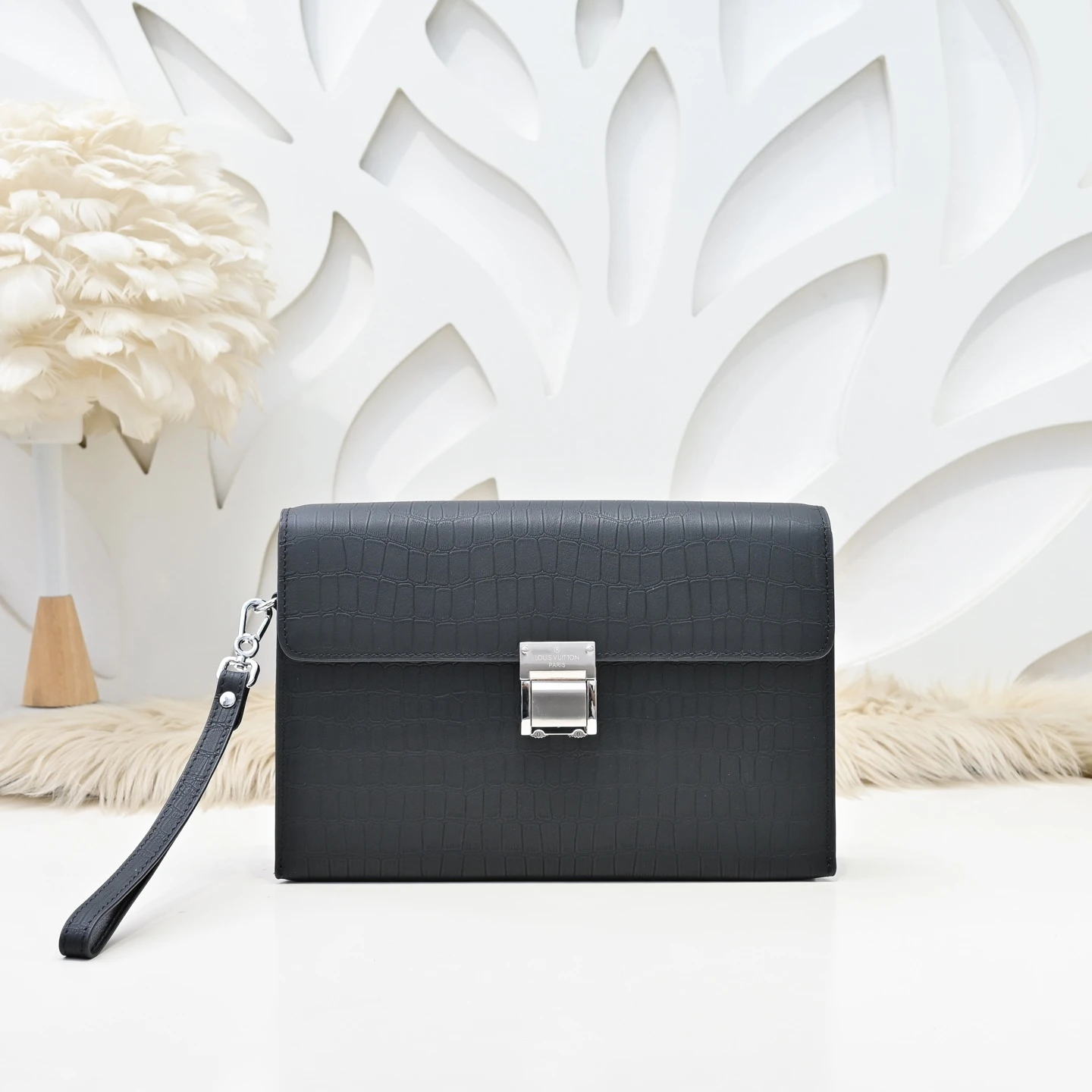 Louis Vuitton Bag — da22a5a6