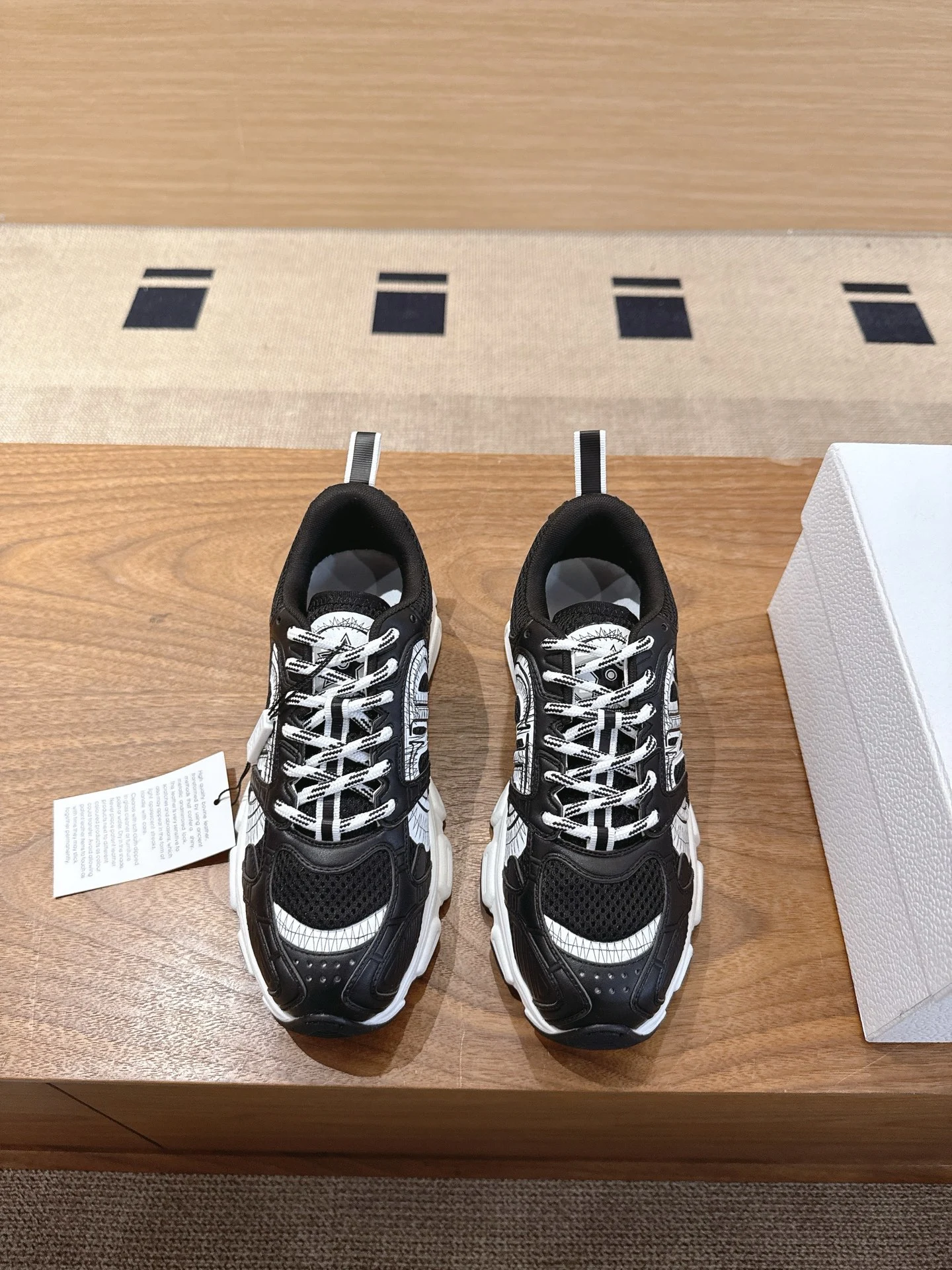 Dior Sneakers — e06a6086
