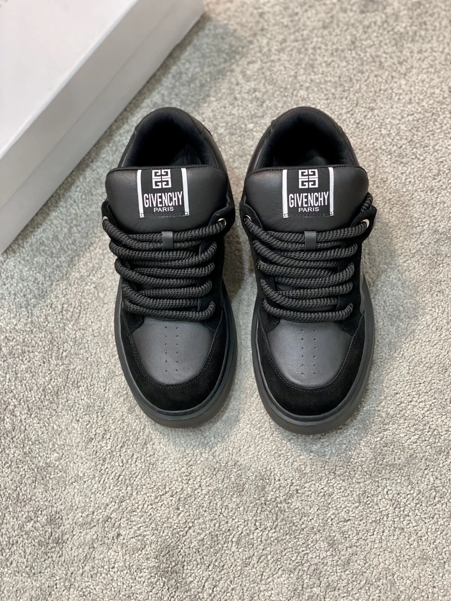 Givenchy Shoes — 7946467a