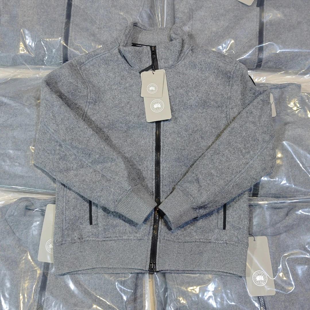 Canada Goose Down Jacket — b81e11e8