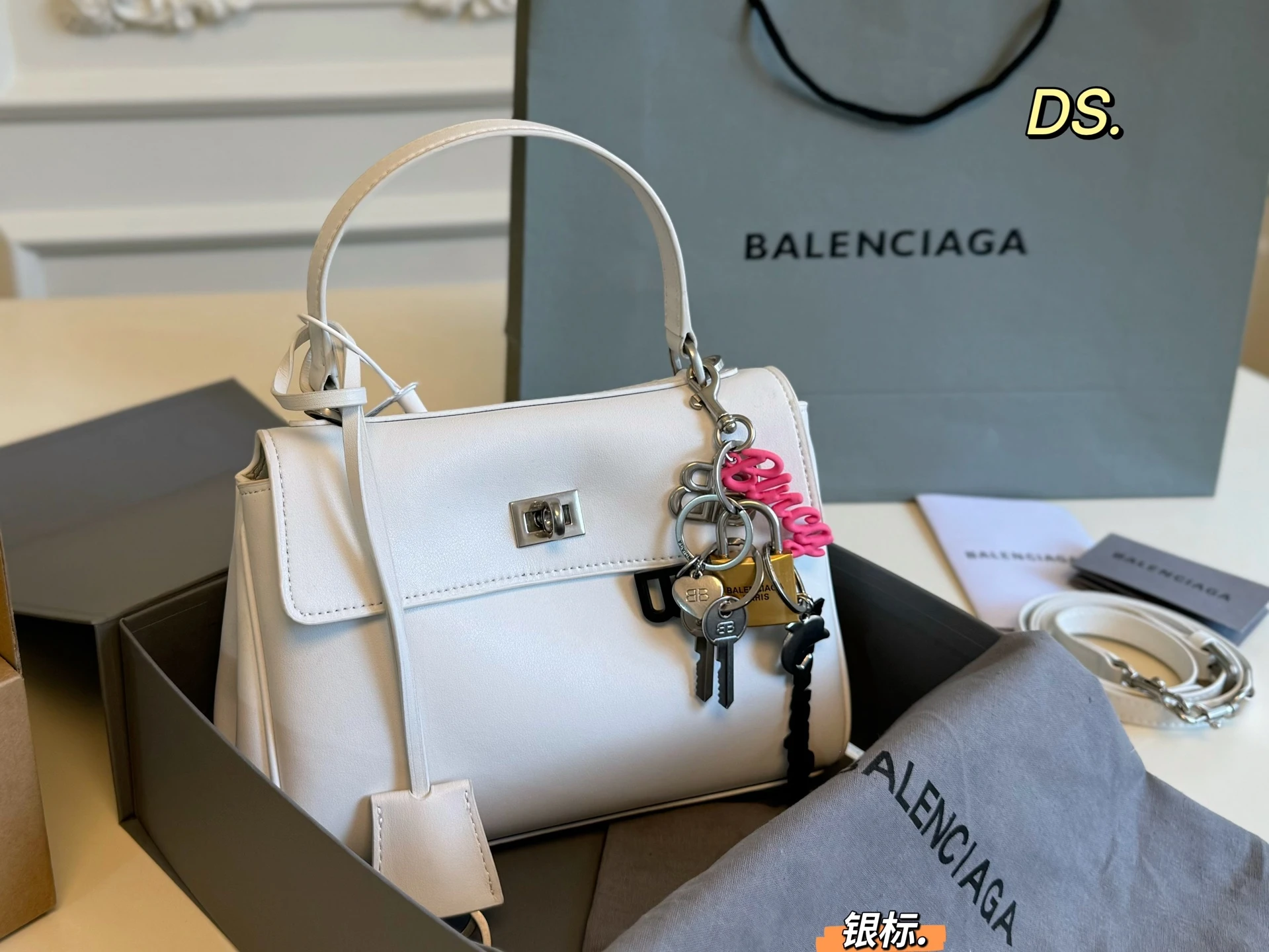 Balenciaga Bag — 5f31be6d