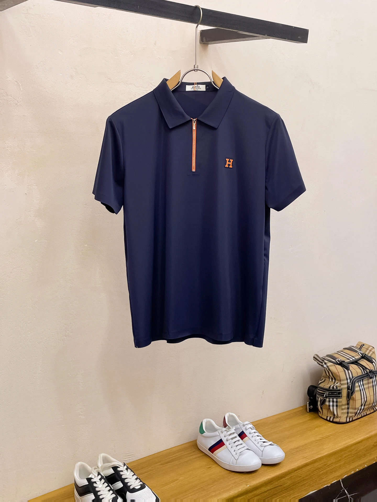 Hermès T-Shirt — f5f555c2