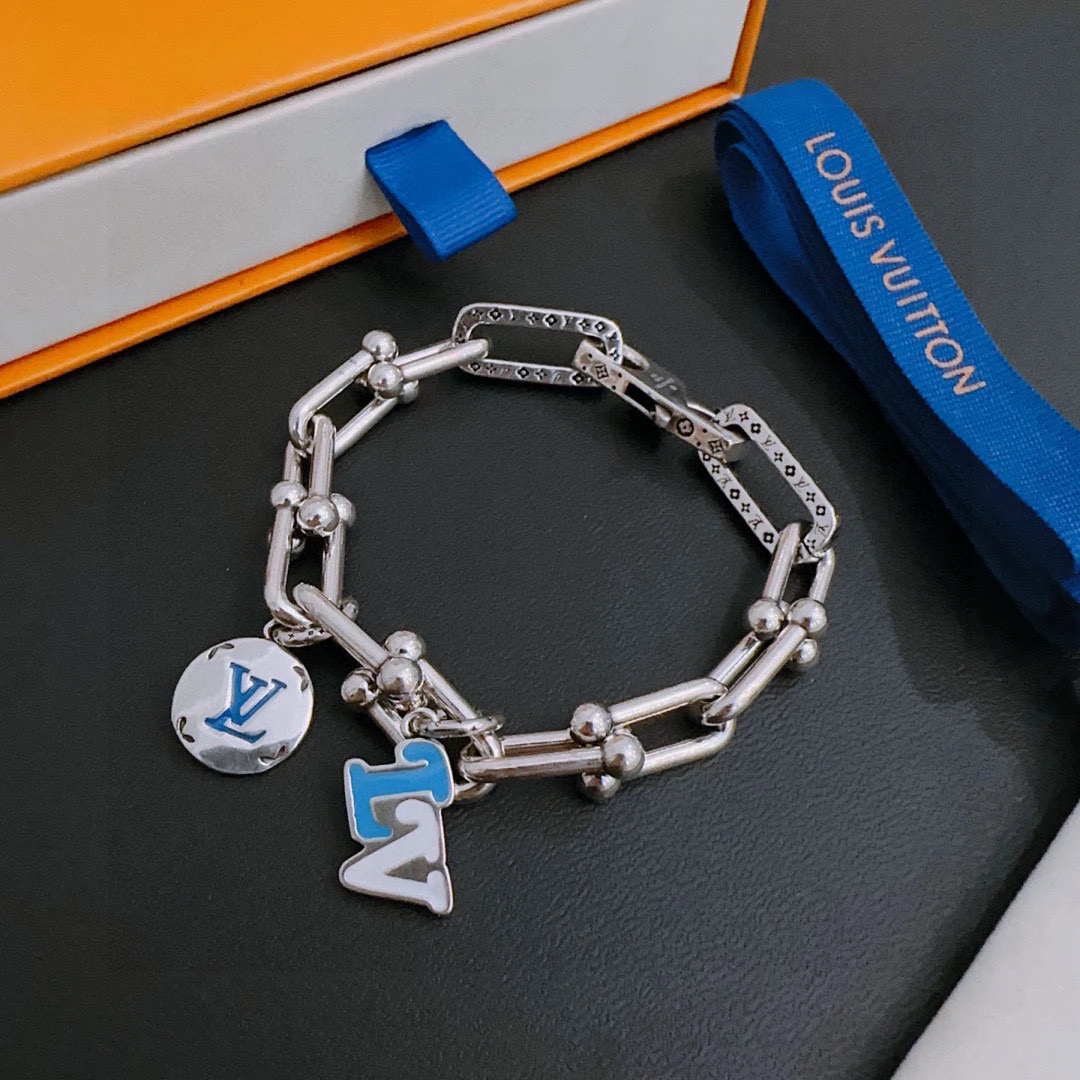 Louis Vuitton Bracelets — eabeb16d