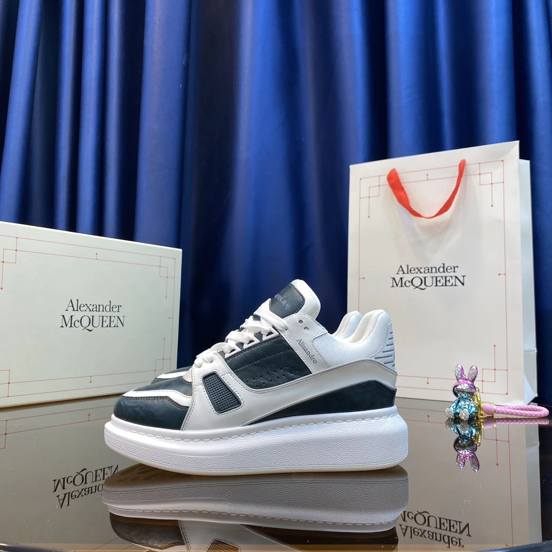 Alexander McQueen Sneakers — d48a0475