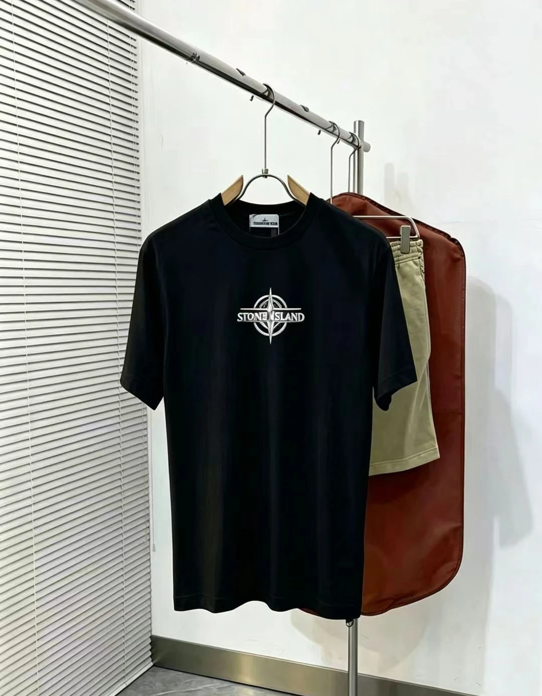Stone Island T-Shirt — 66c5144e
