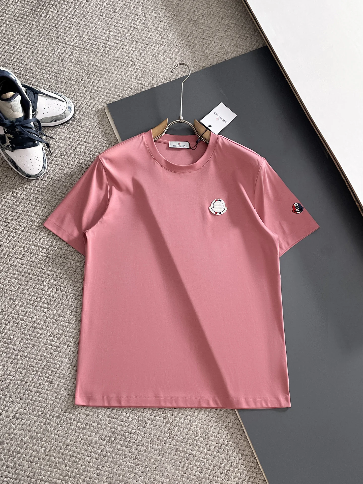 Moncler T-Shirt — 695787b6