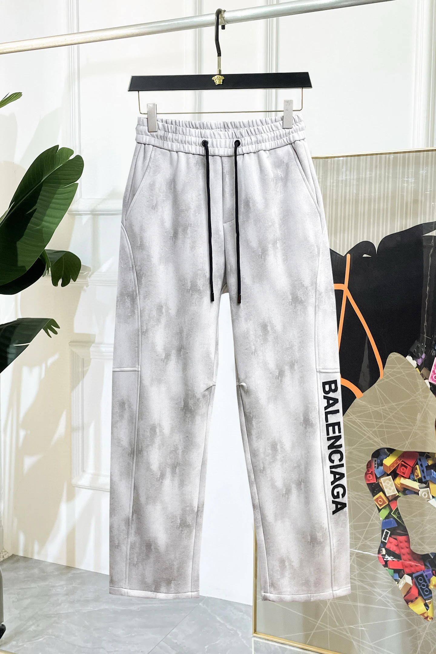 Balenciaga Trousers — 701a9c32