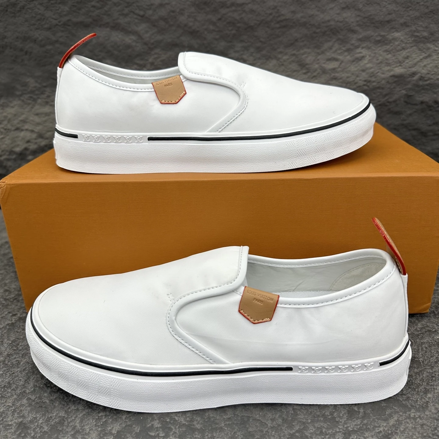 Louis Vuitton Sneakers — 0e97a567