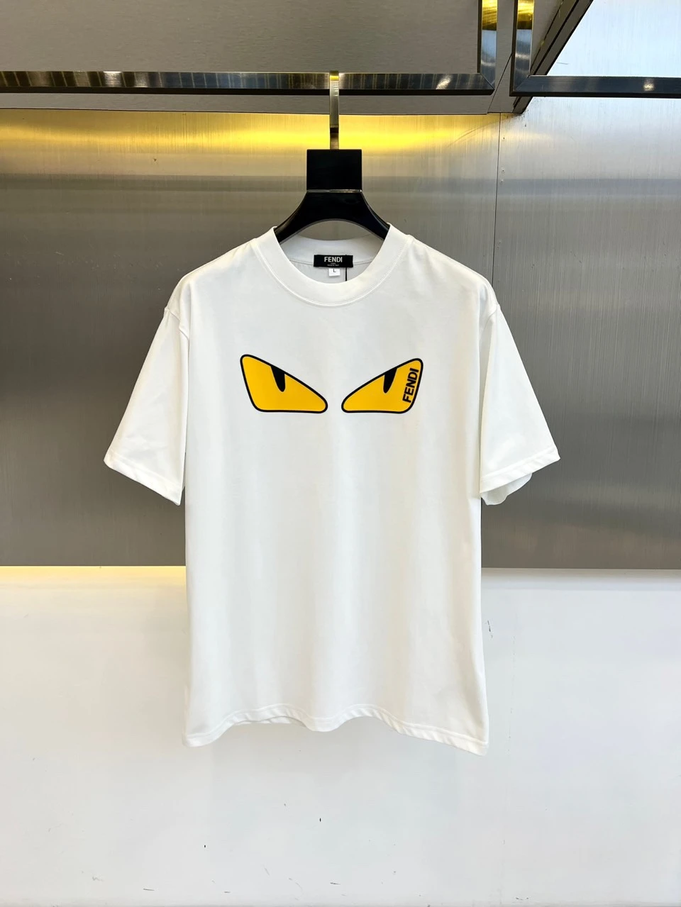 Fendi T-Shirt — c4d07a3c
