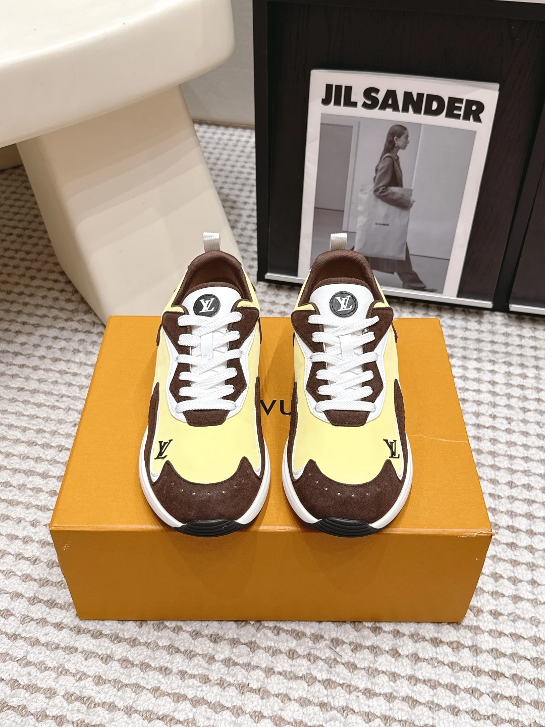 Louis Vuitton Sneakers — 5708aa5f