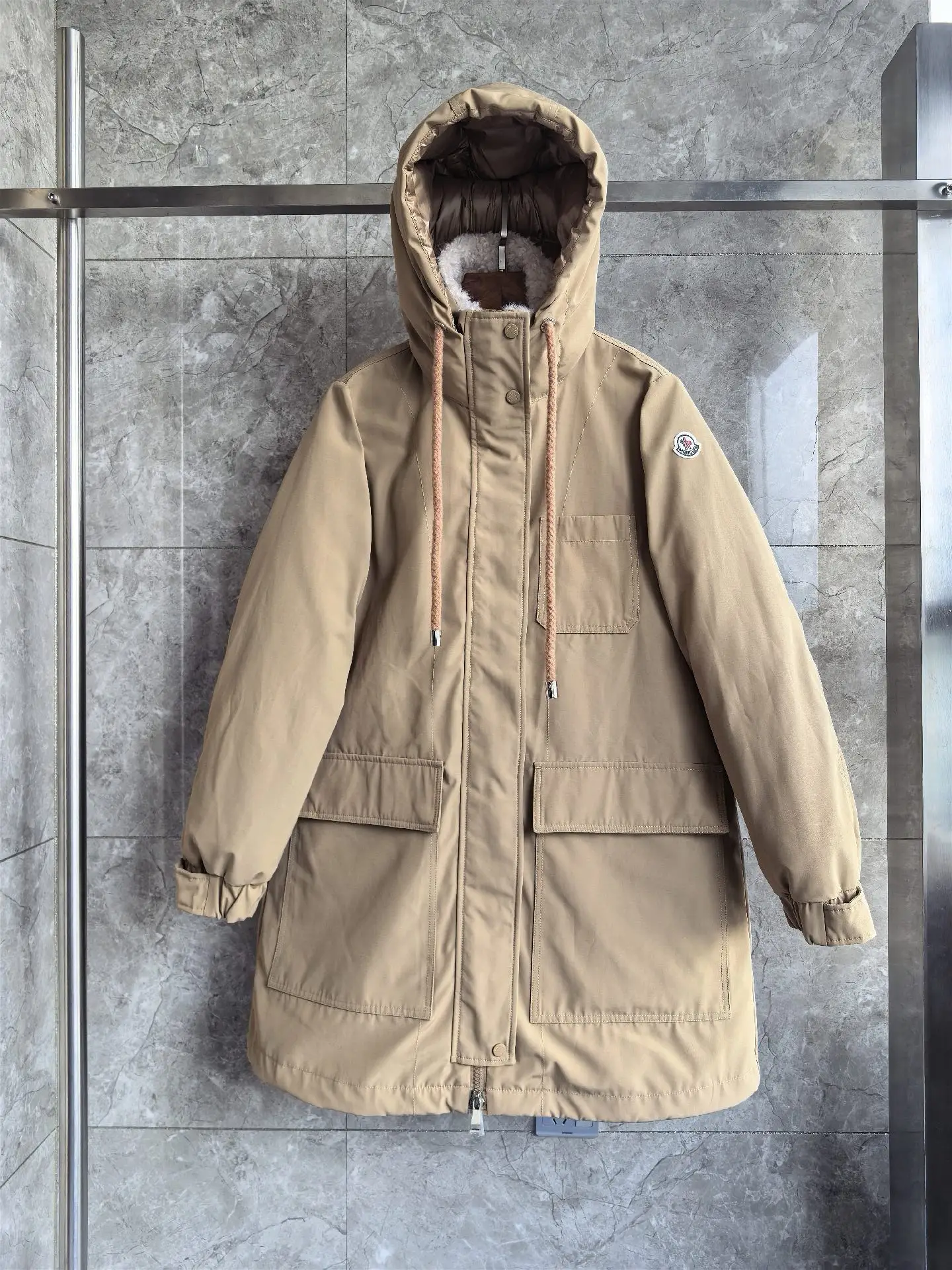 Down Jackets — d18d7669