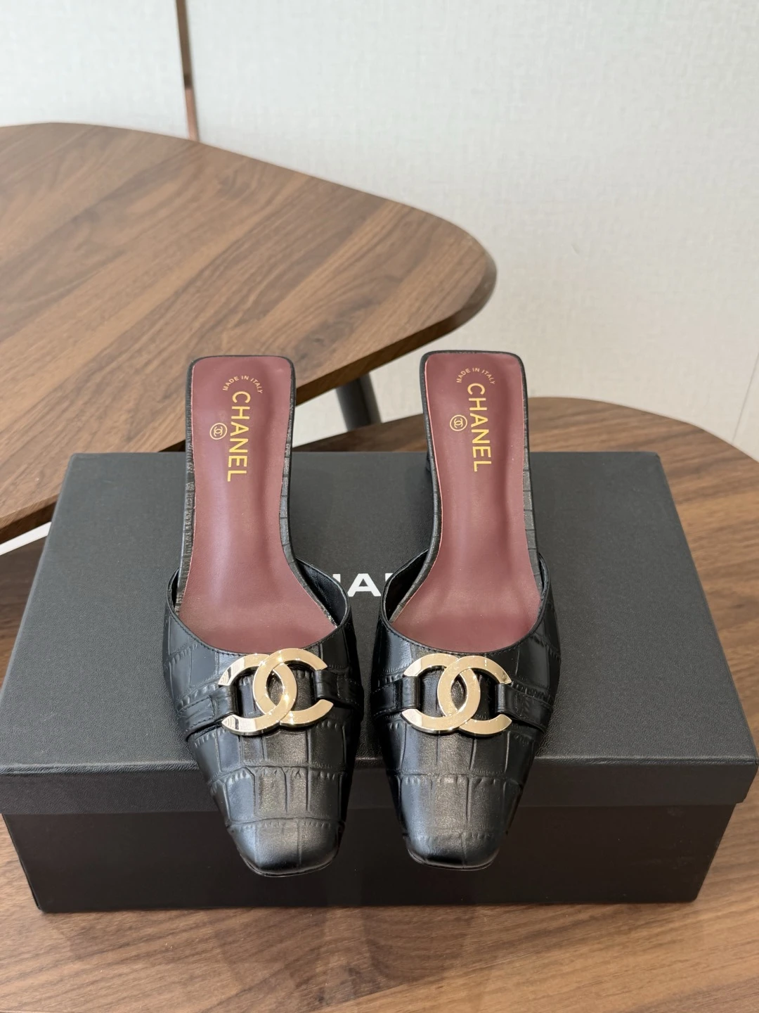 Chanel Sandals — ef7fd94d