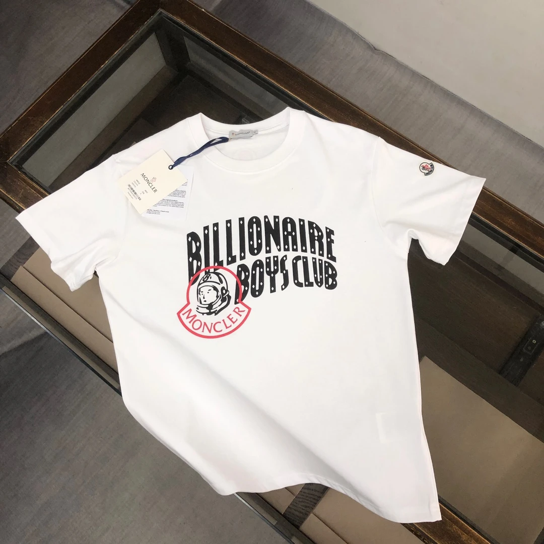 Moncler T-Shirt — 390aa647