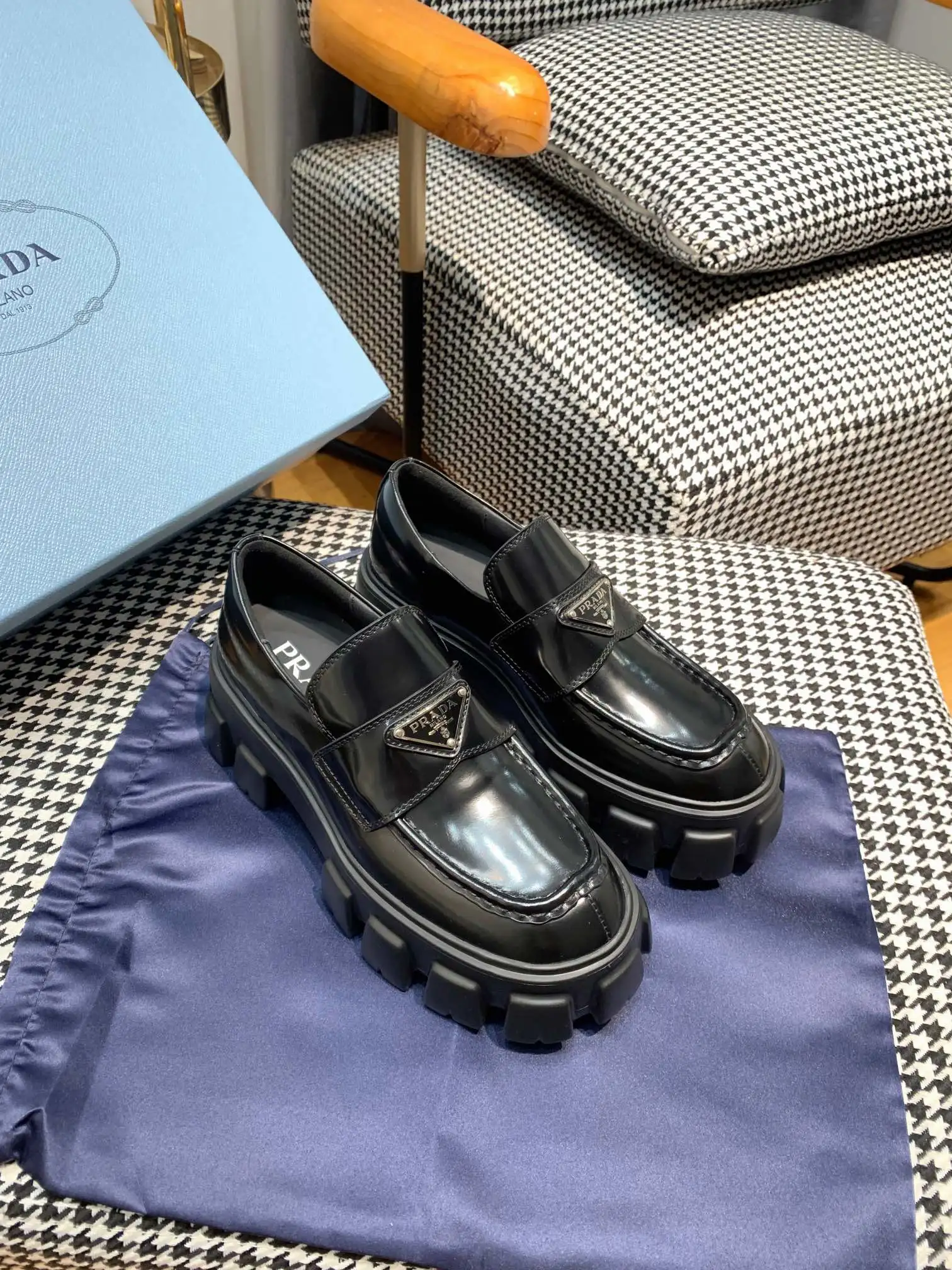 Prada Shoes — a346464f