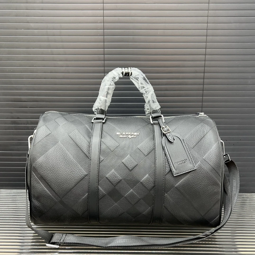 Burberry Bag — 46229cd9