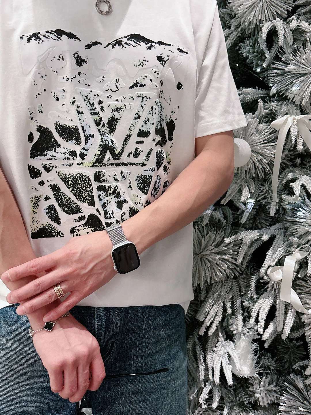 Louis Vuitton T-Shirt — 3848286a