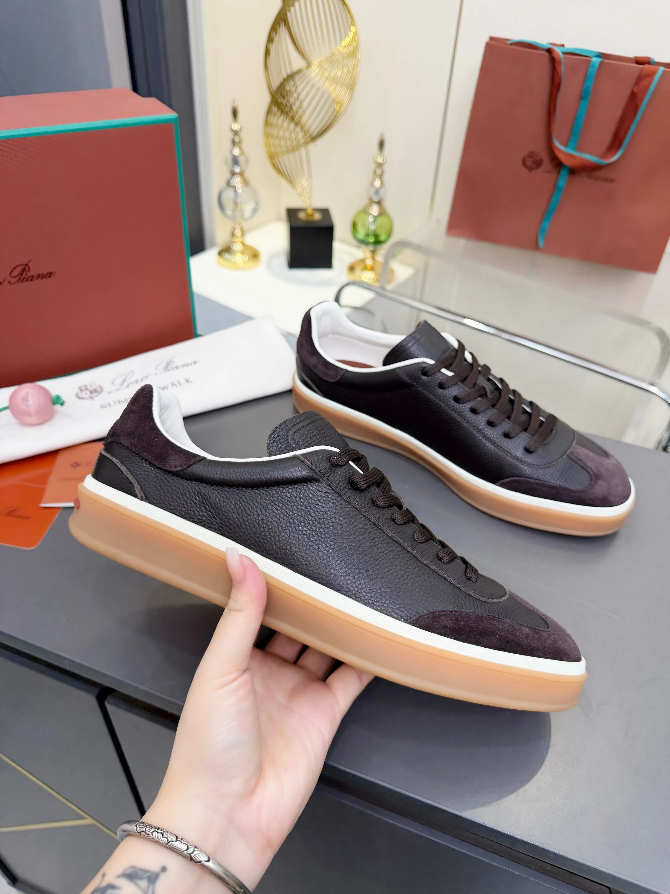 Loro Piana Sneakers — ea1119cc