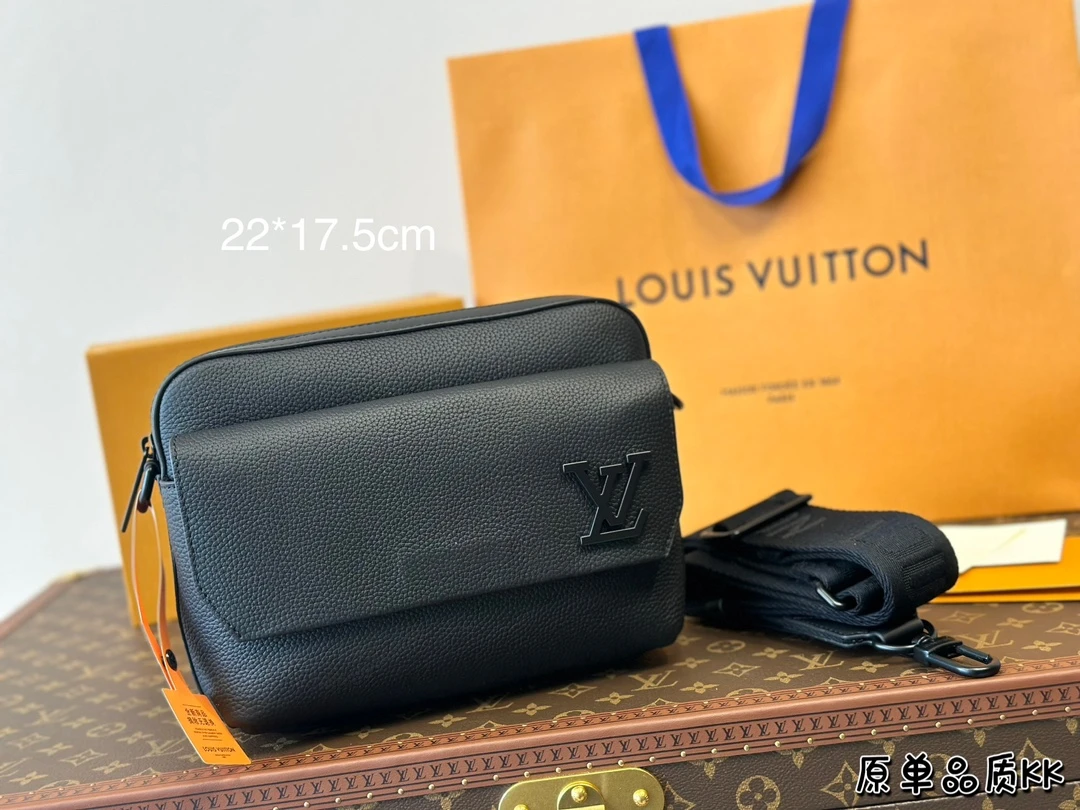 Louis Vuitton Bag — 3c441df5
