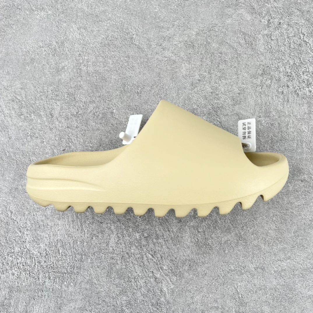 Adidas Slippers — 358daa9b