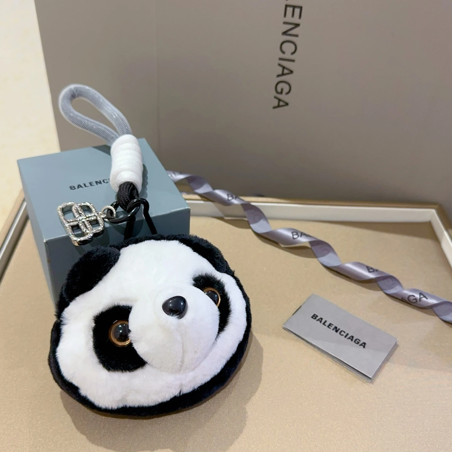 Balenciaga Jewellery — 49b64ed4