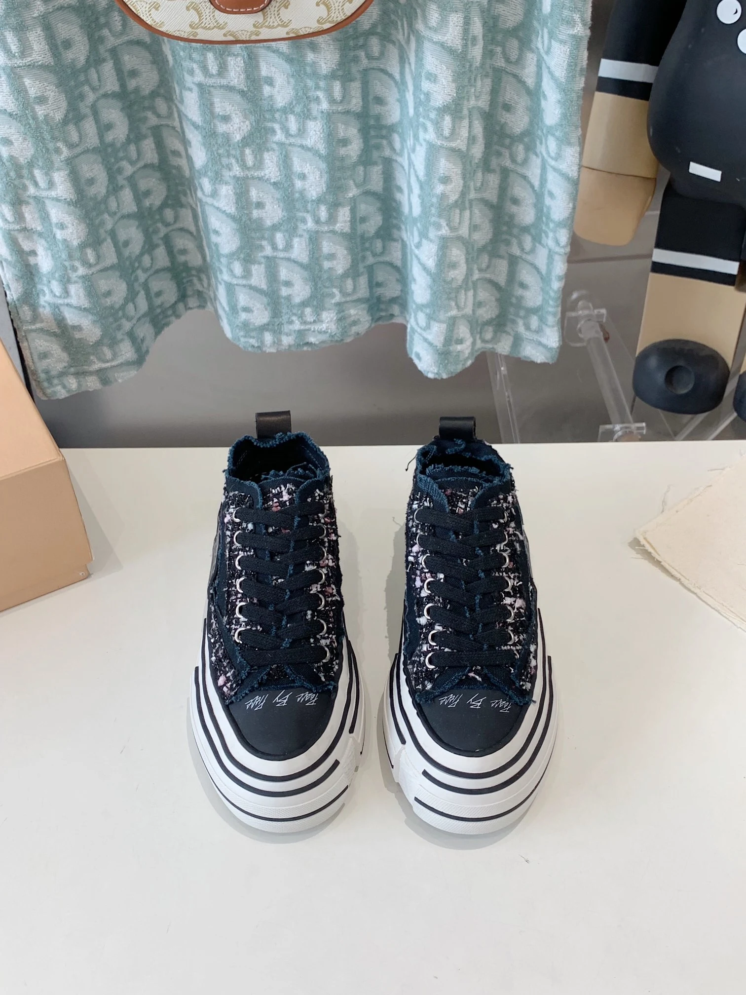 XVESSEL Sneakers — 4d787e5c
