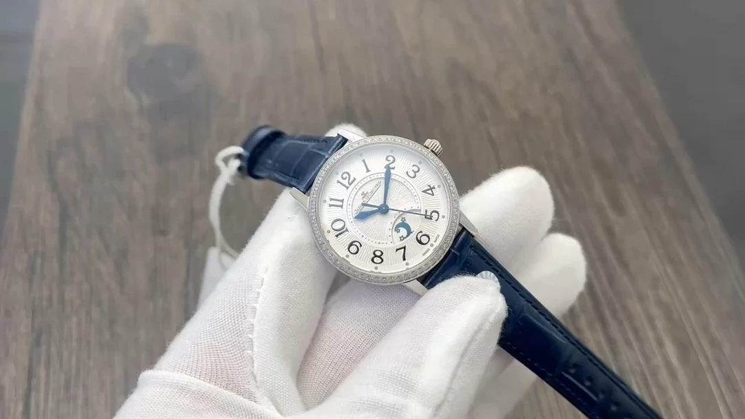 Jaeger-LeCoultre Watch — bd830e91