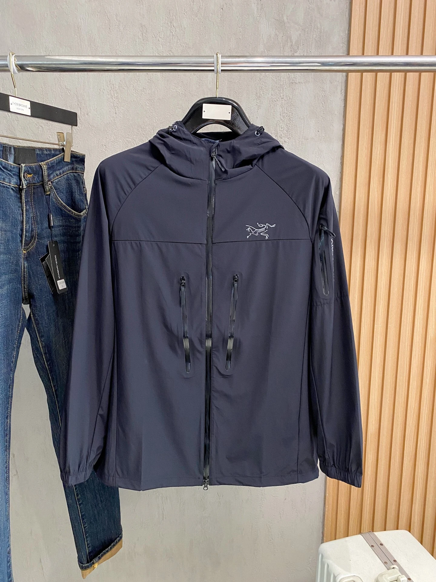 Jackets — 8062e506