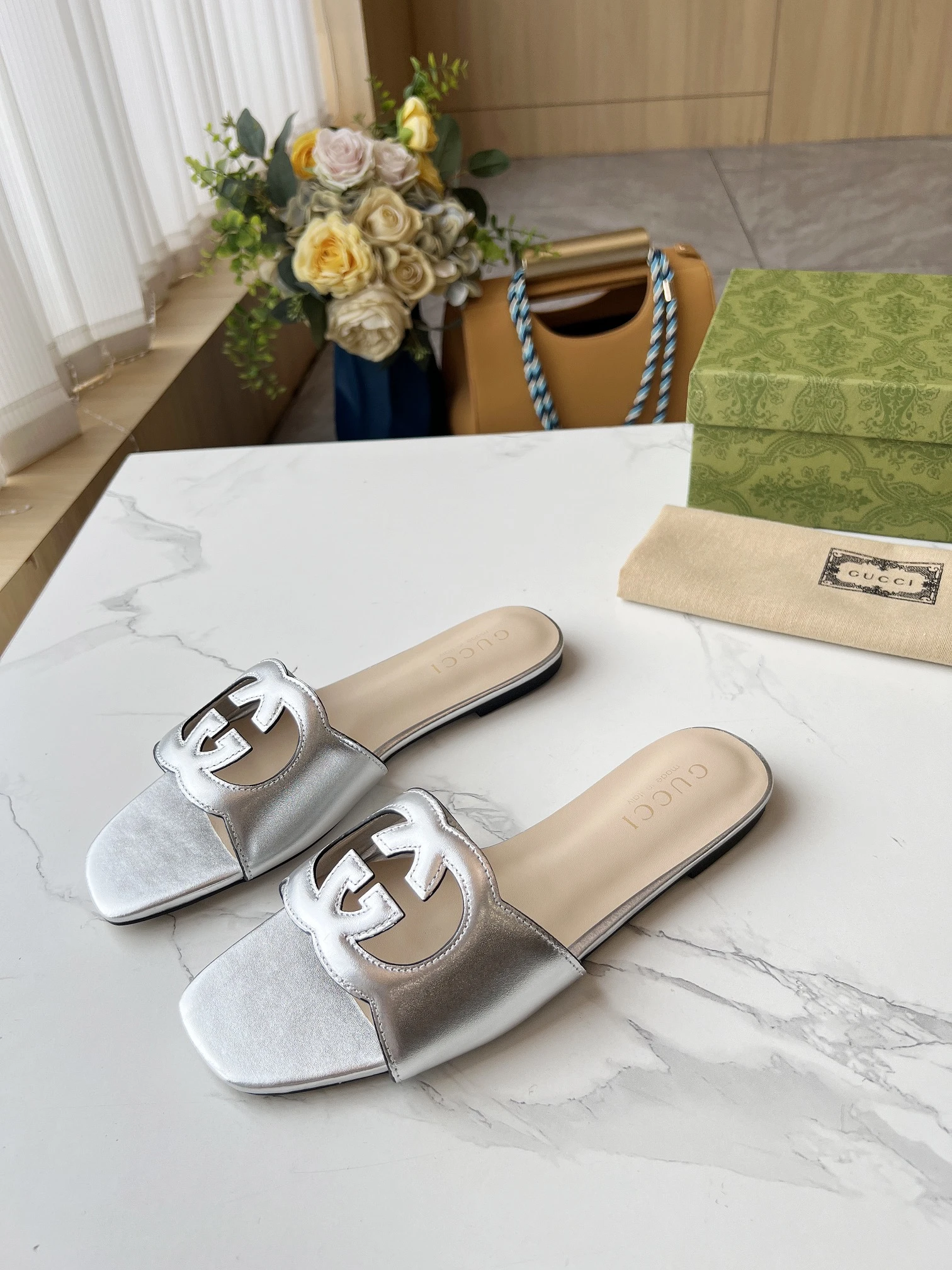 Gucci Shoes — 73d73f99
