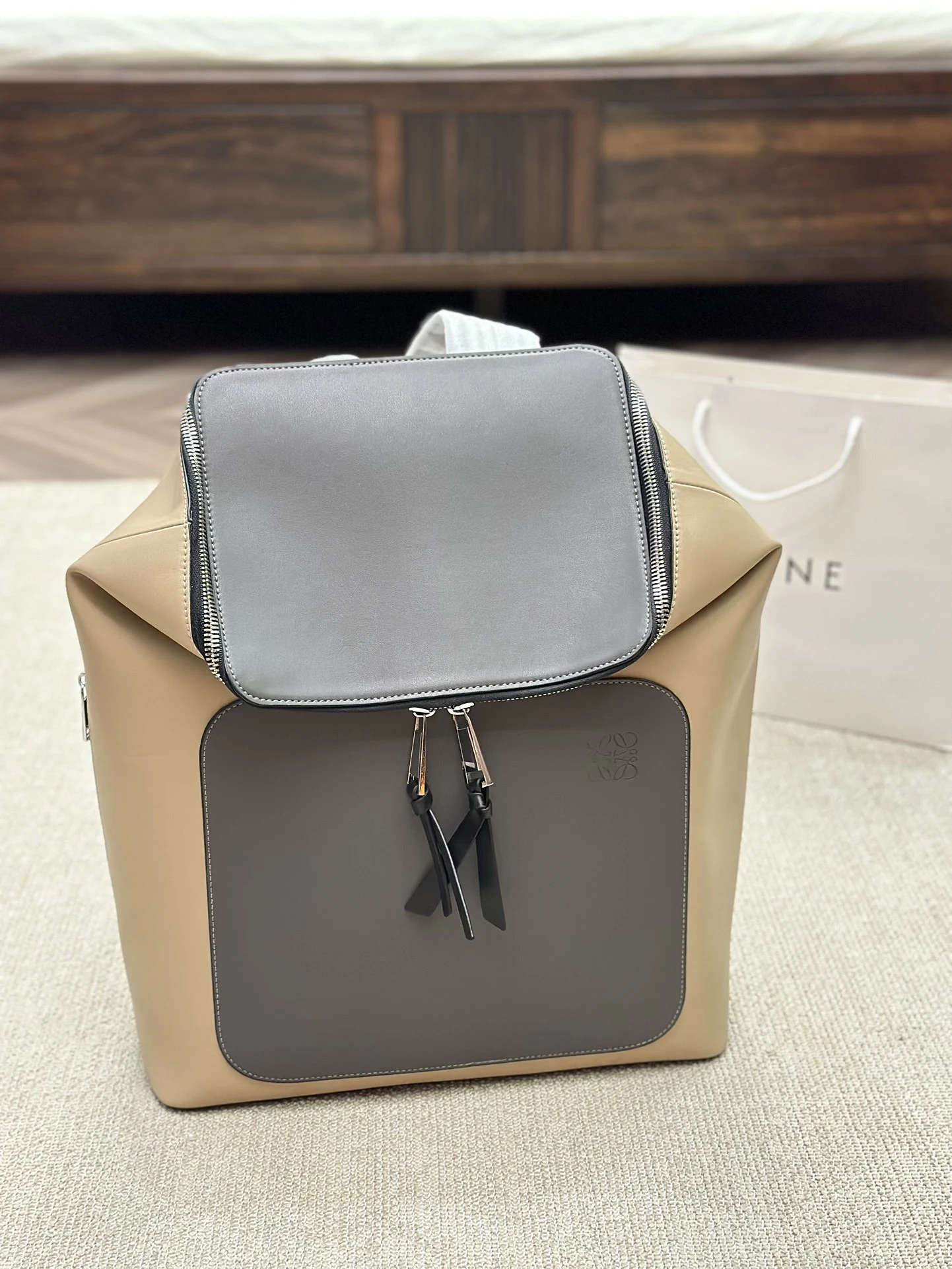 Loewe Bag — cb60fe04