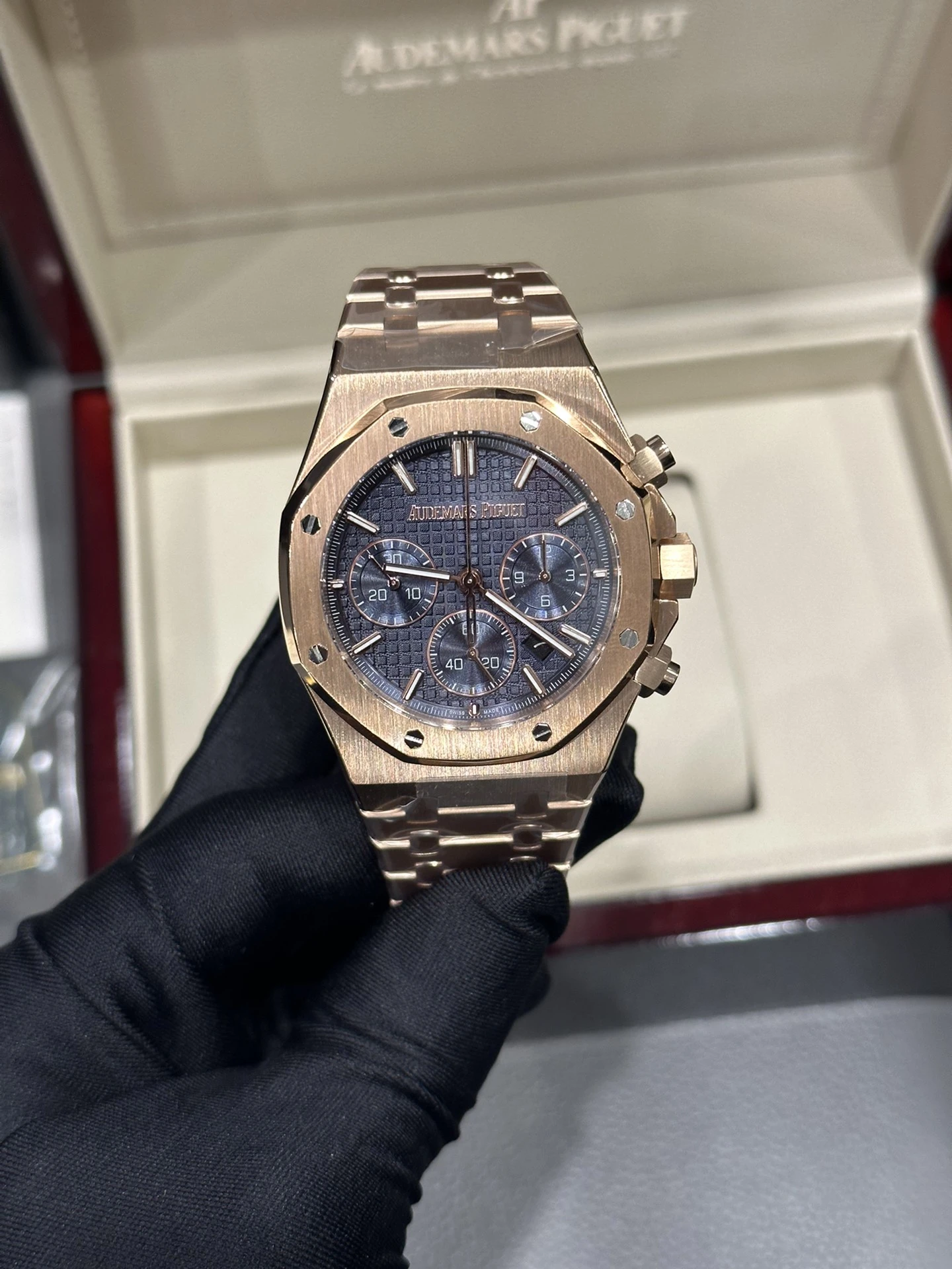 Audemars Piguet Watch — b469c259