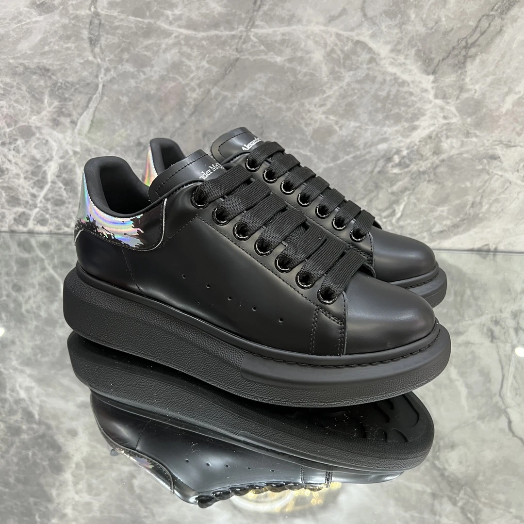 Alexander McQueen Sneakers — c8fb17e4
