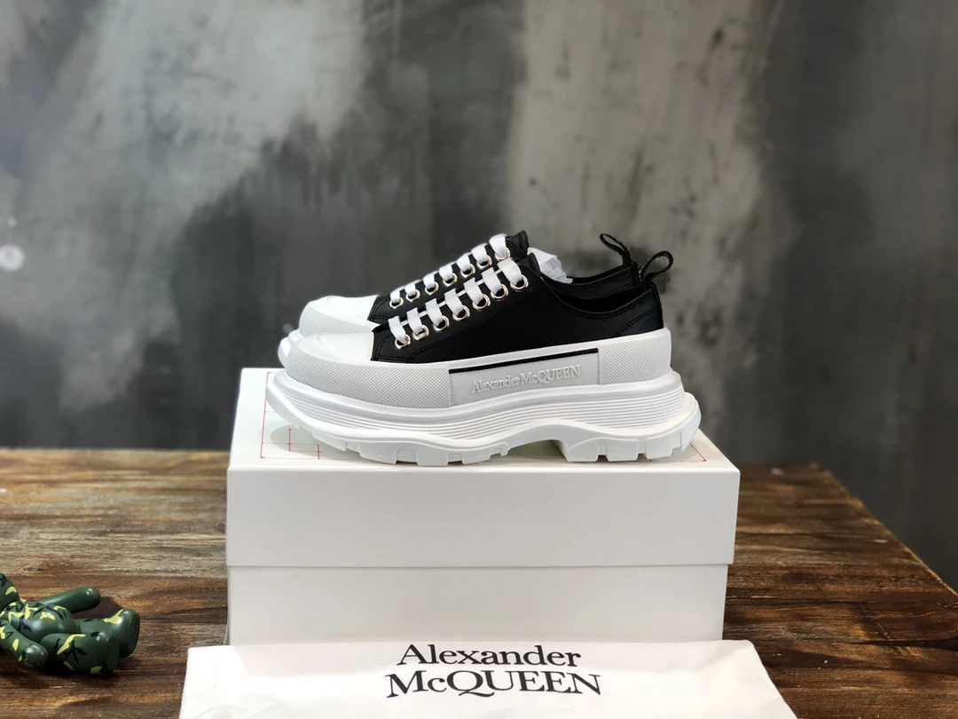Alexander McQueen Sneakers — 90114edb