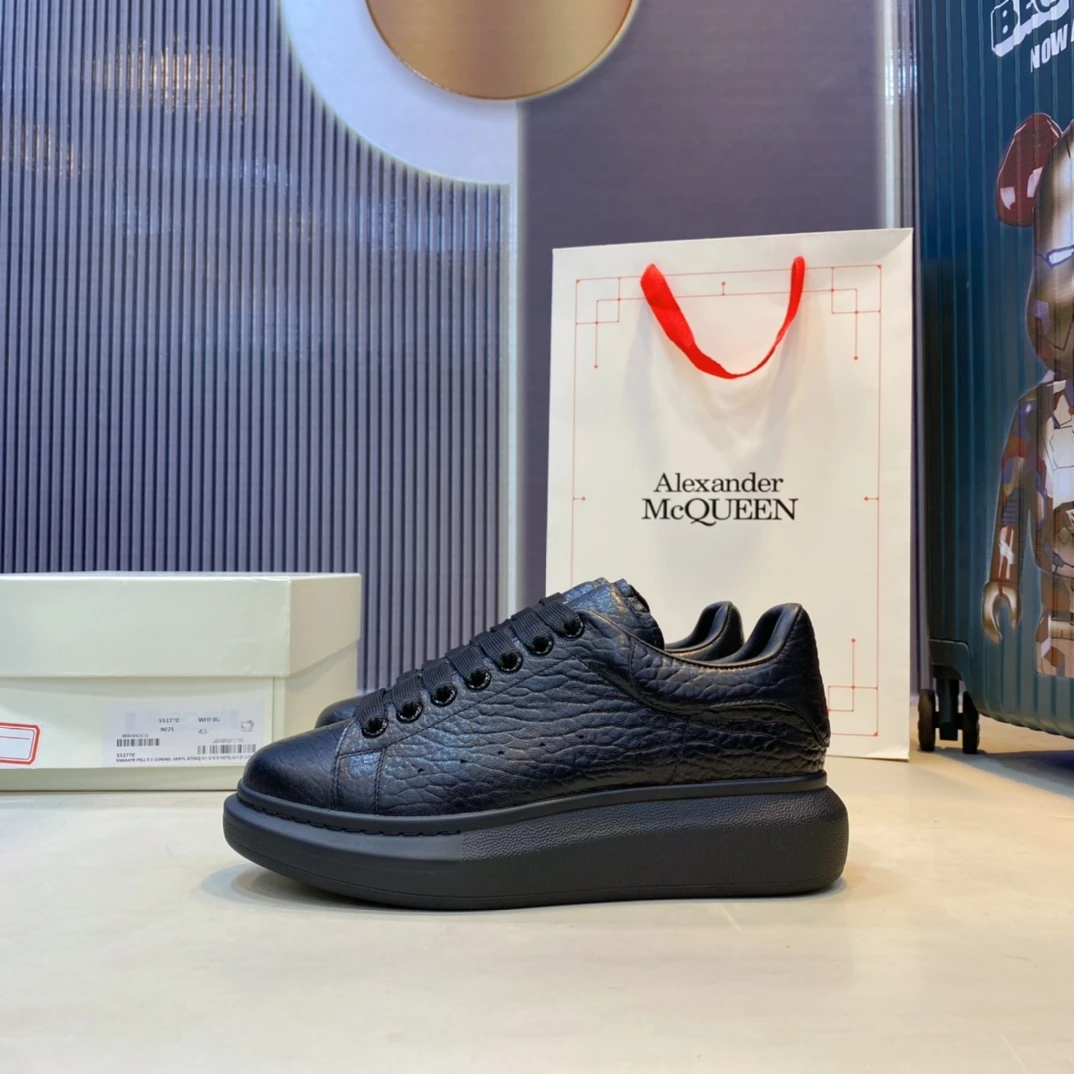 Alexander McQueen Sneakers — 6ca5b8b1