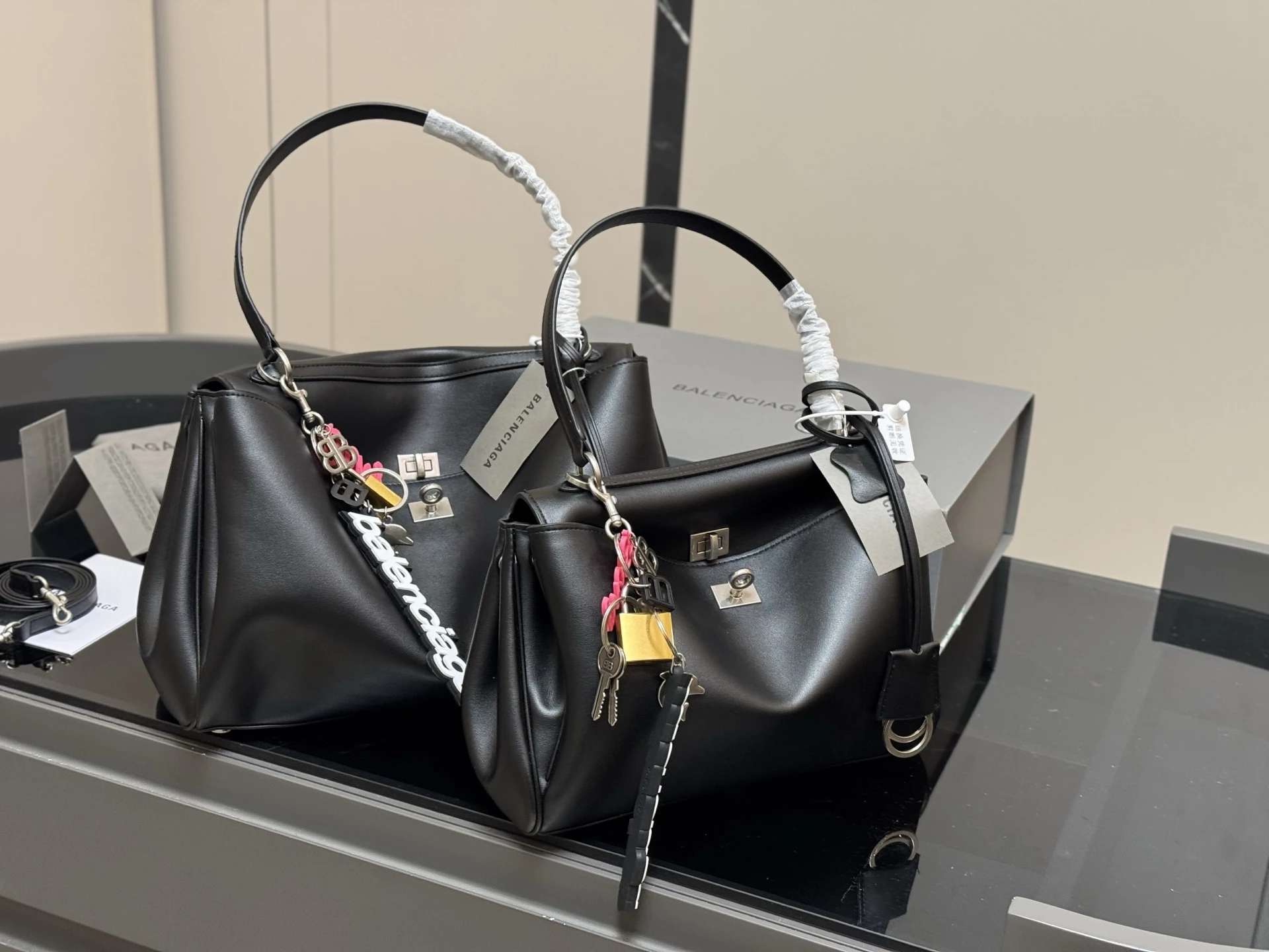 Balenciaga Bag — df20e811