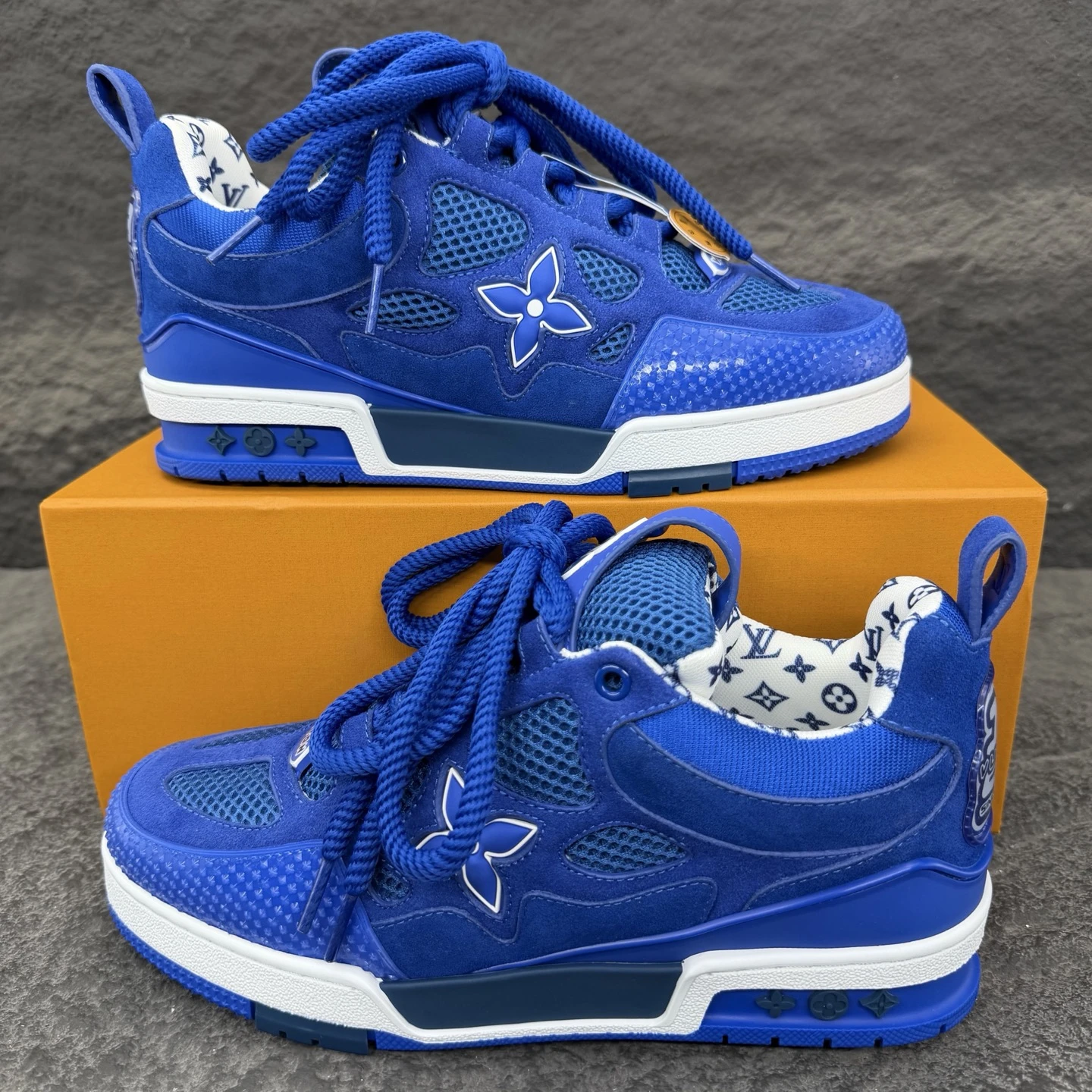 Louis Vuitton Sneakers — 247f7240