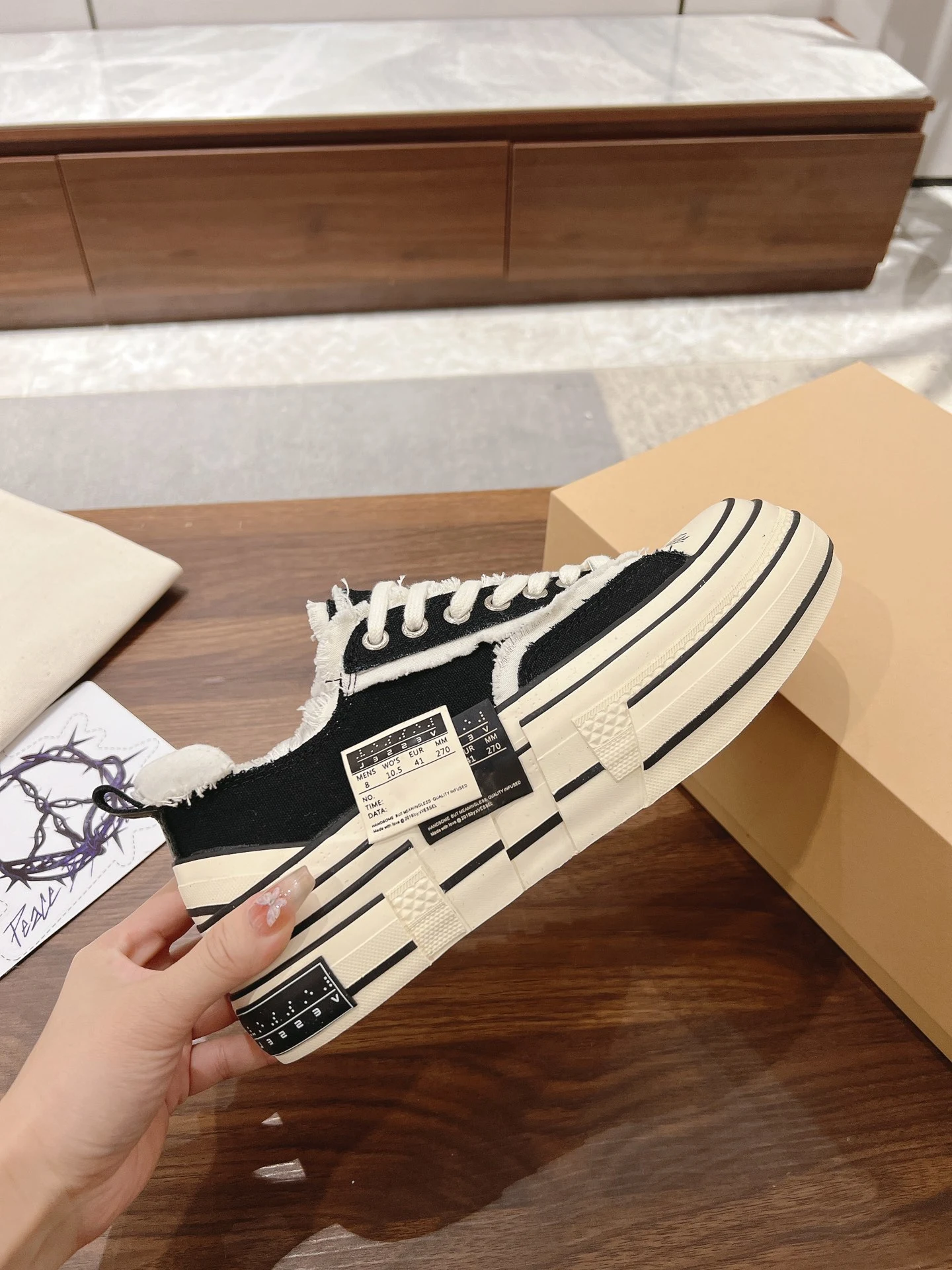 XVESSEL Sneakers — 492e72e6