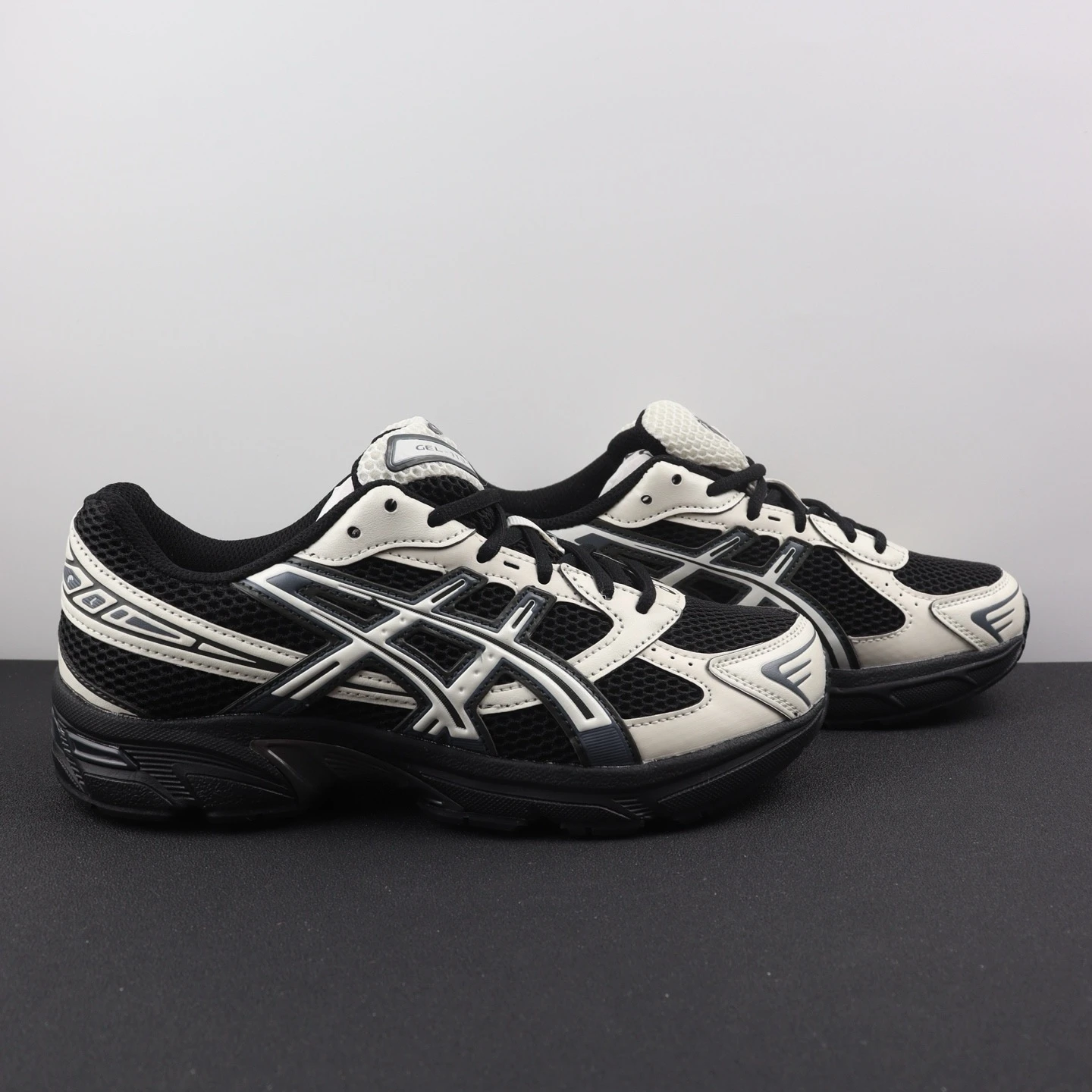 Asics Shoes — fcd74d51