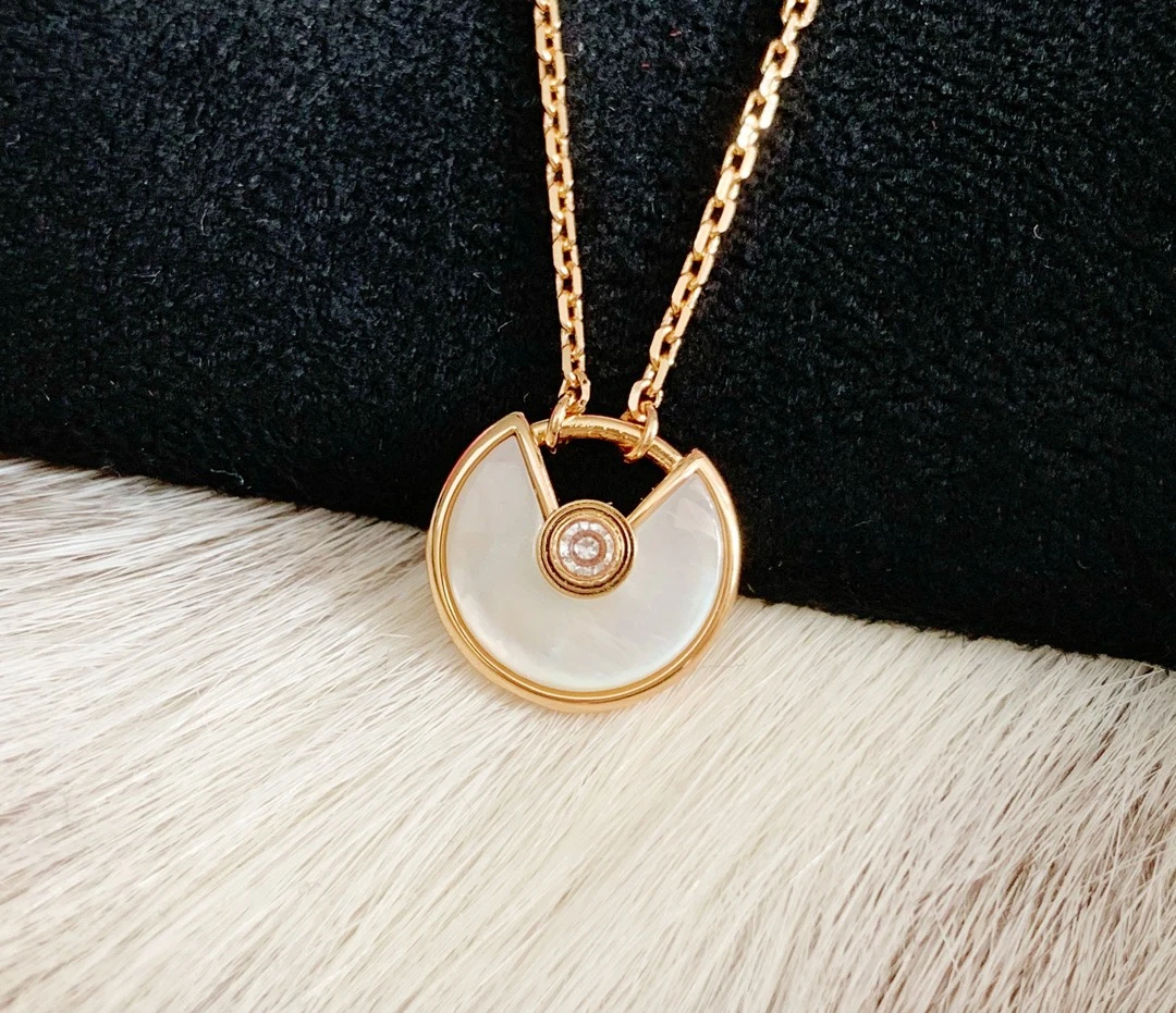 Cartier Necklaces — 4e705d41