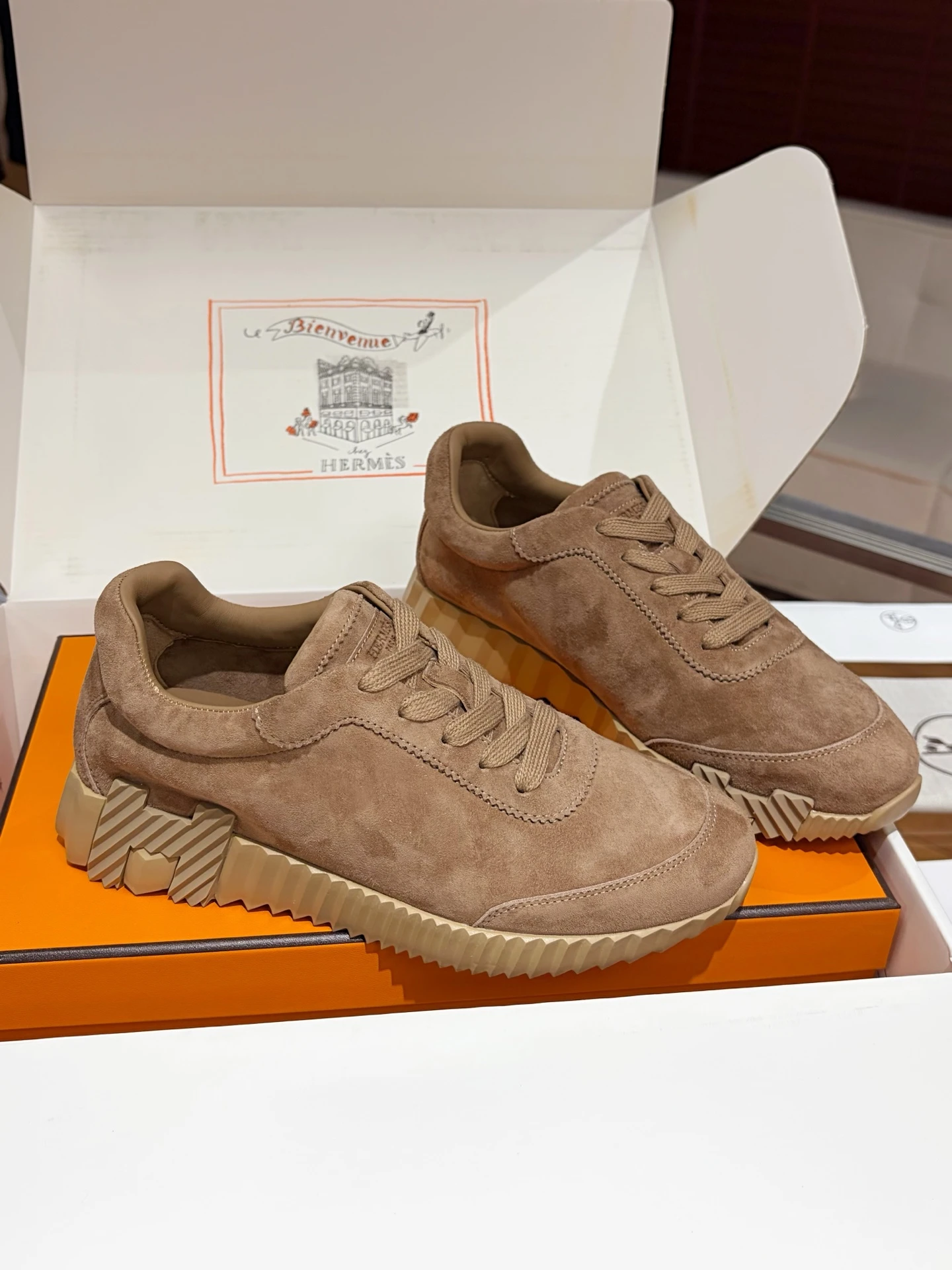 Hermès Sneakers — 8ad7b56a