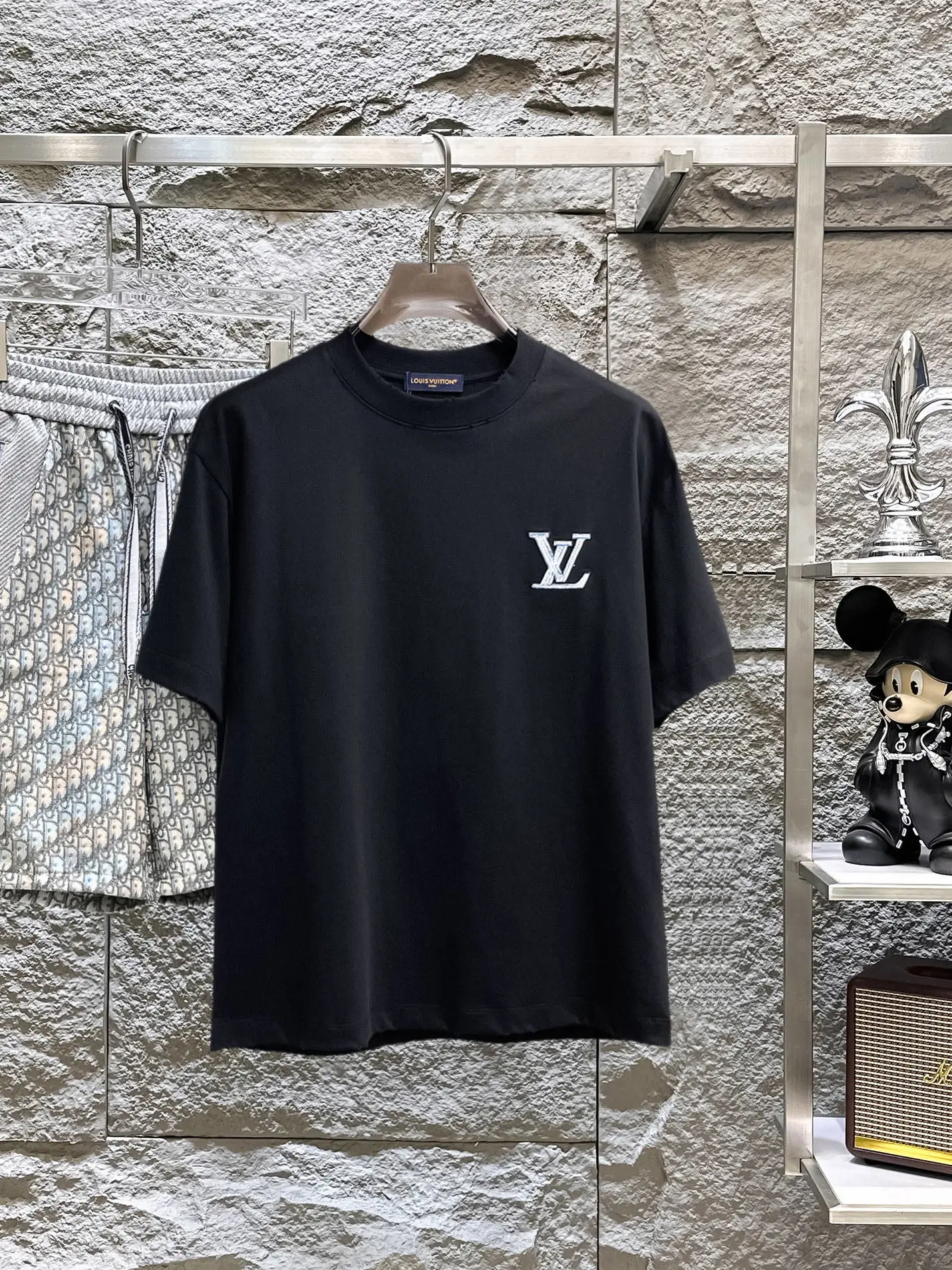 Louis Vuitton T-Shirt — 3ba687d1