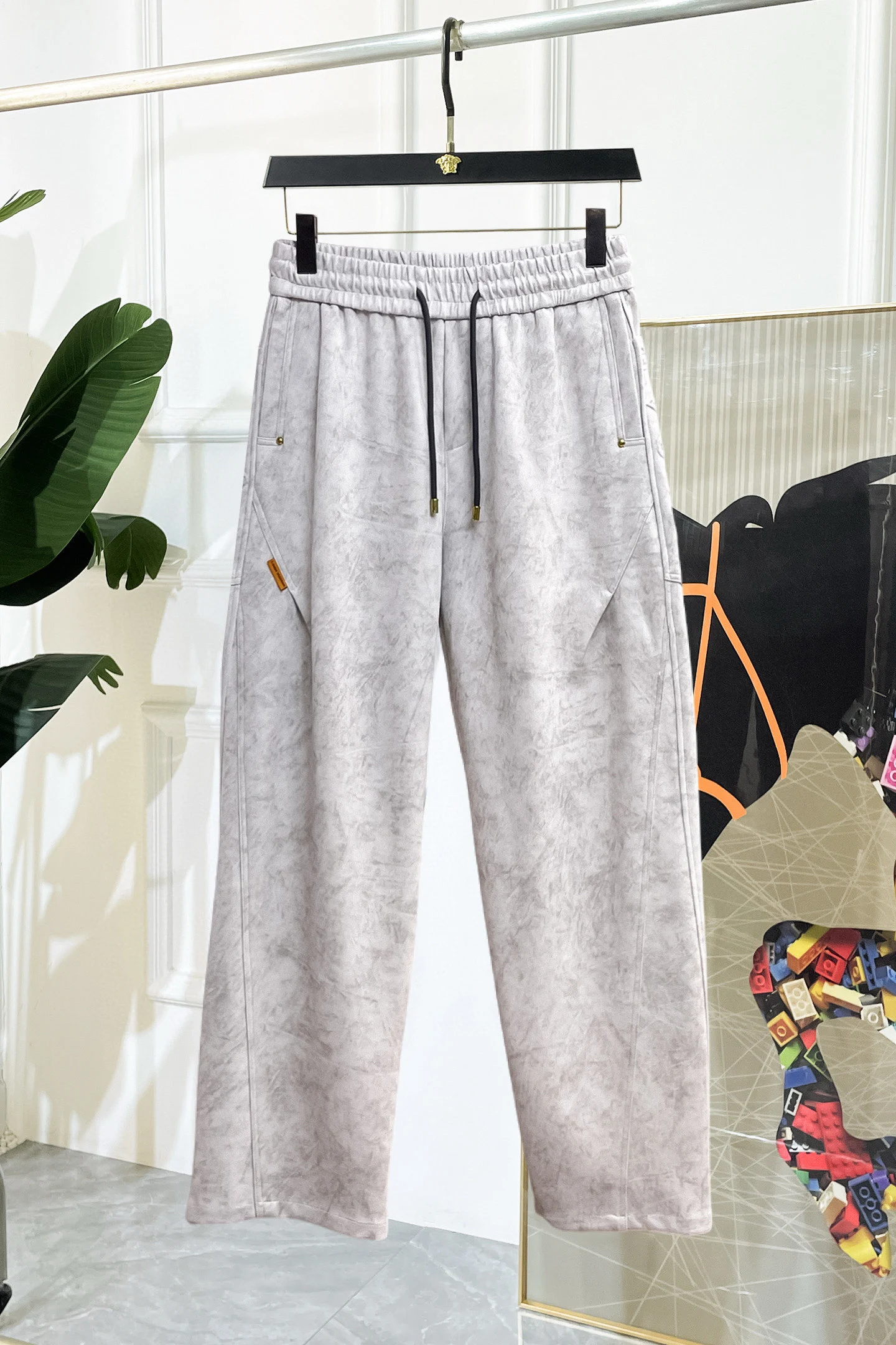 Louis Vuitton Trousers — c7430f1e
