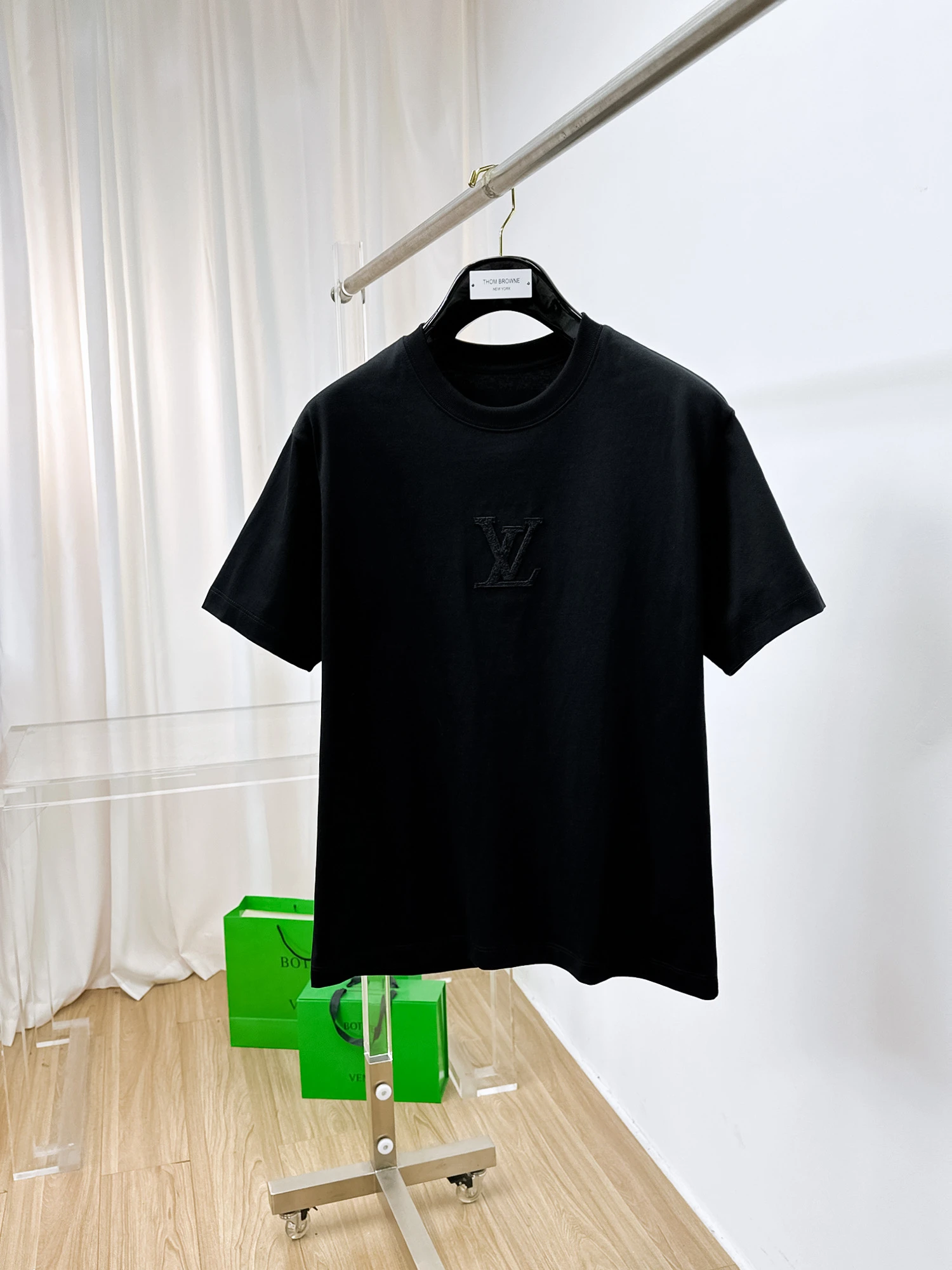 Louis Vuitton T-Shirt — b4b20a49