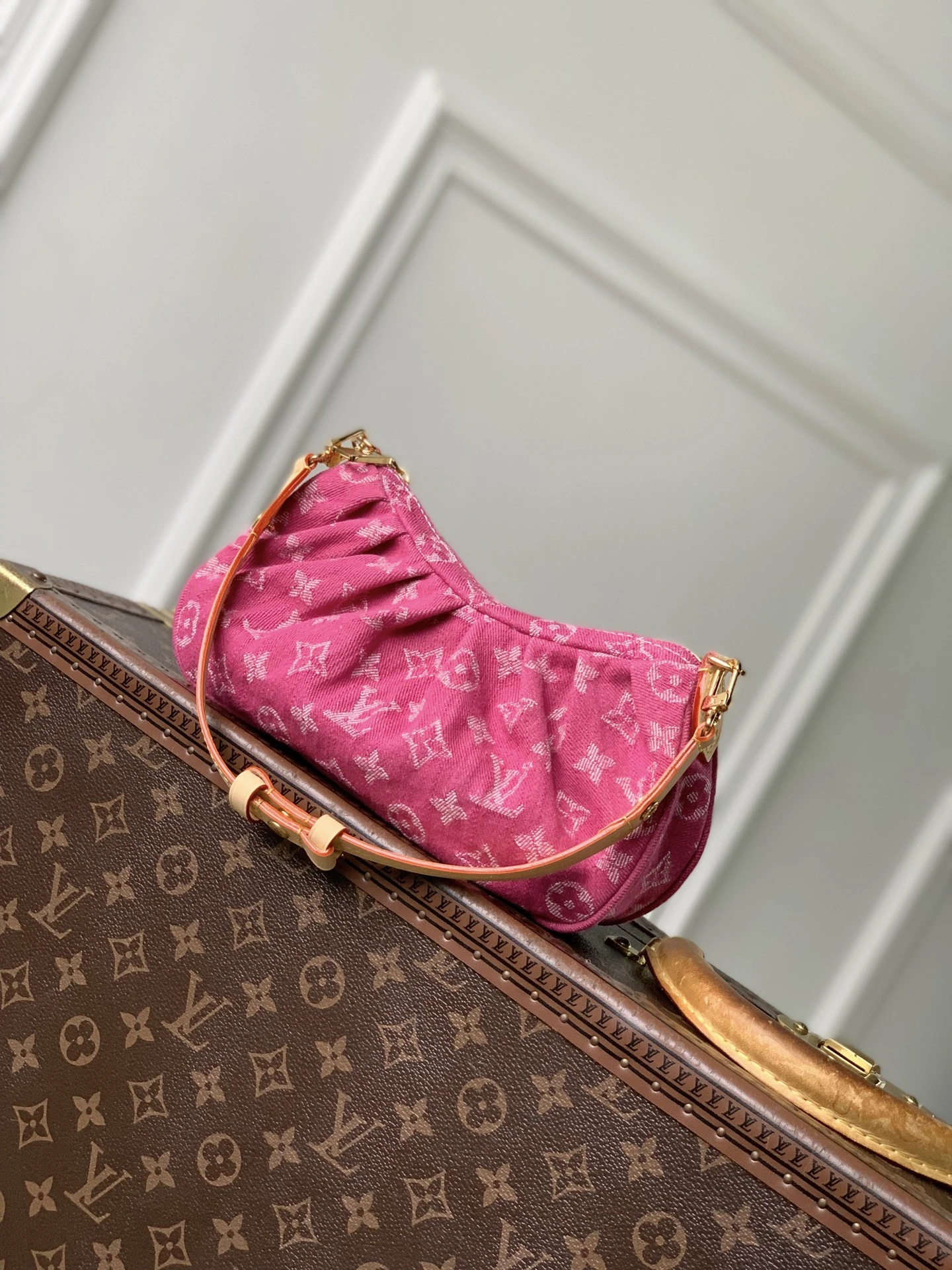 Louis Vuitton Bag — 0046af4f