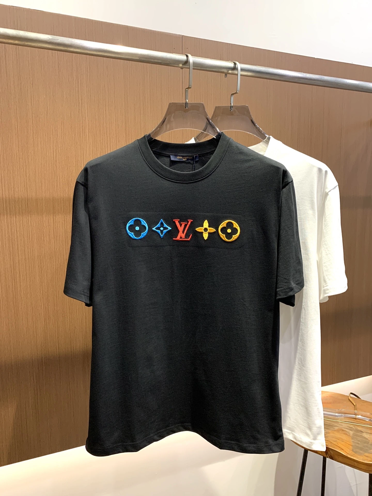 Louis Vuitton T-Shirt — 7567cb84