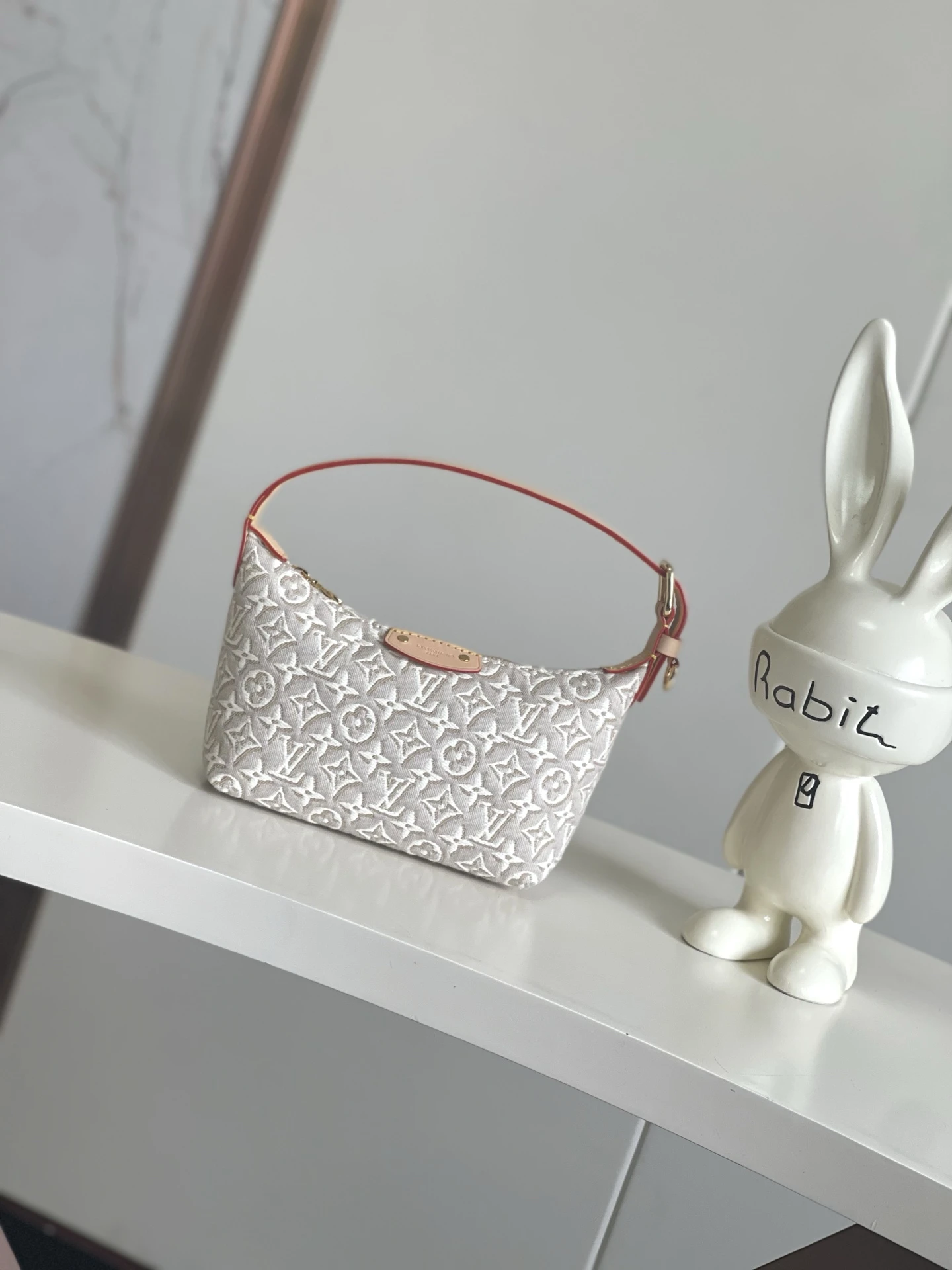 Louis Vuitton Bag — 4691e292