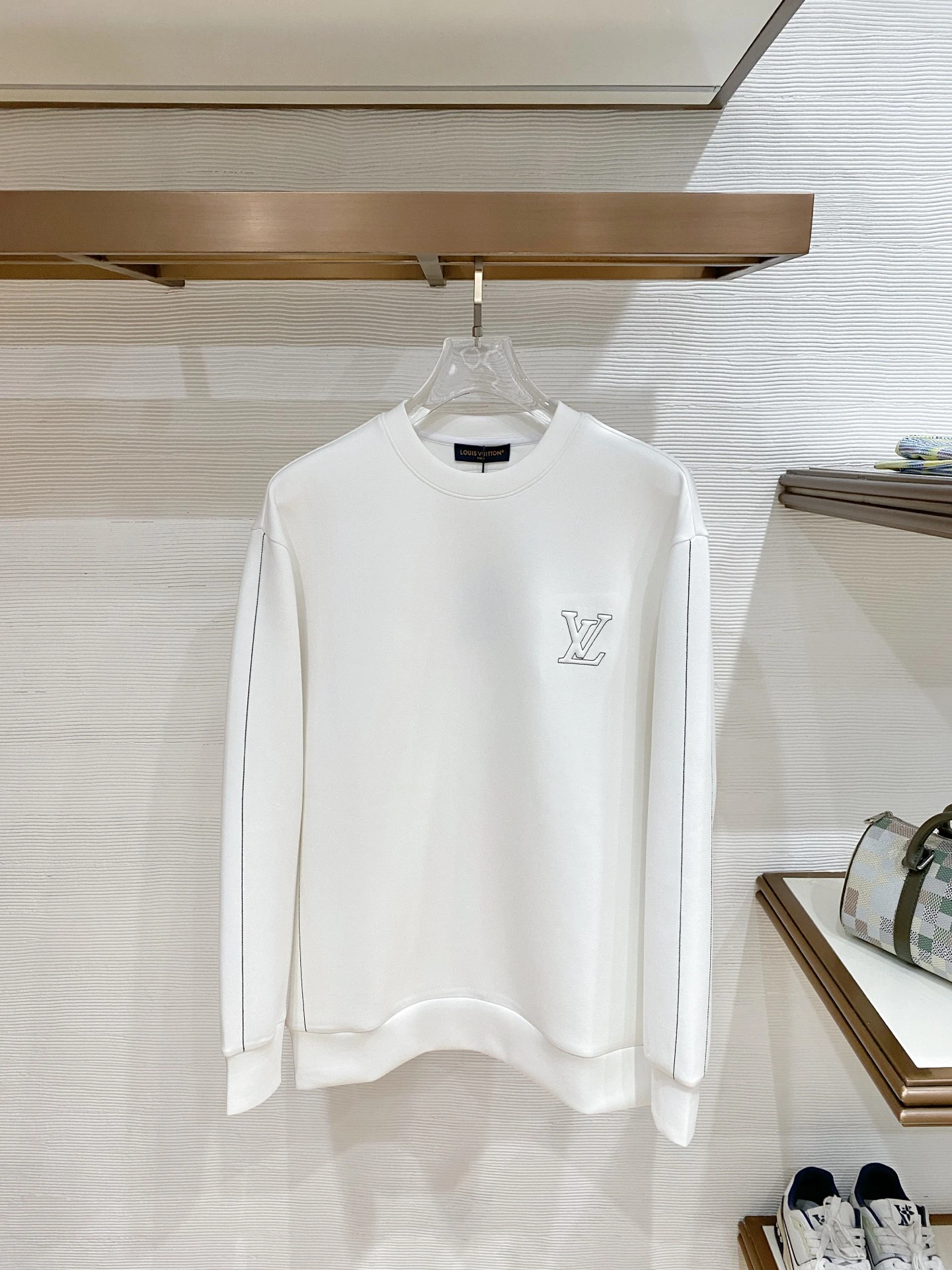 Louis Vuitton Sweatshirts — 88b5f2db